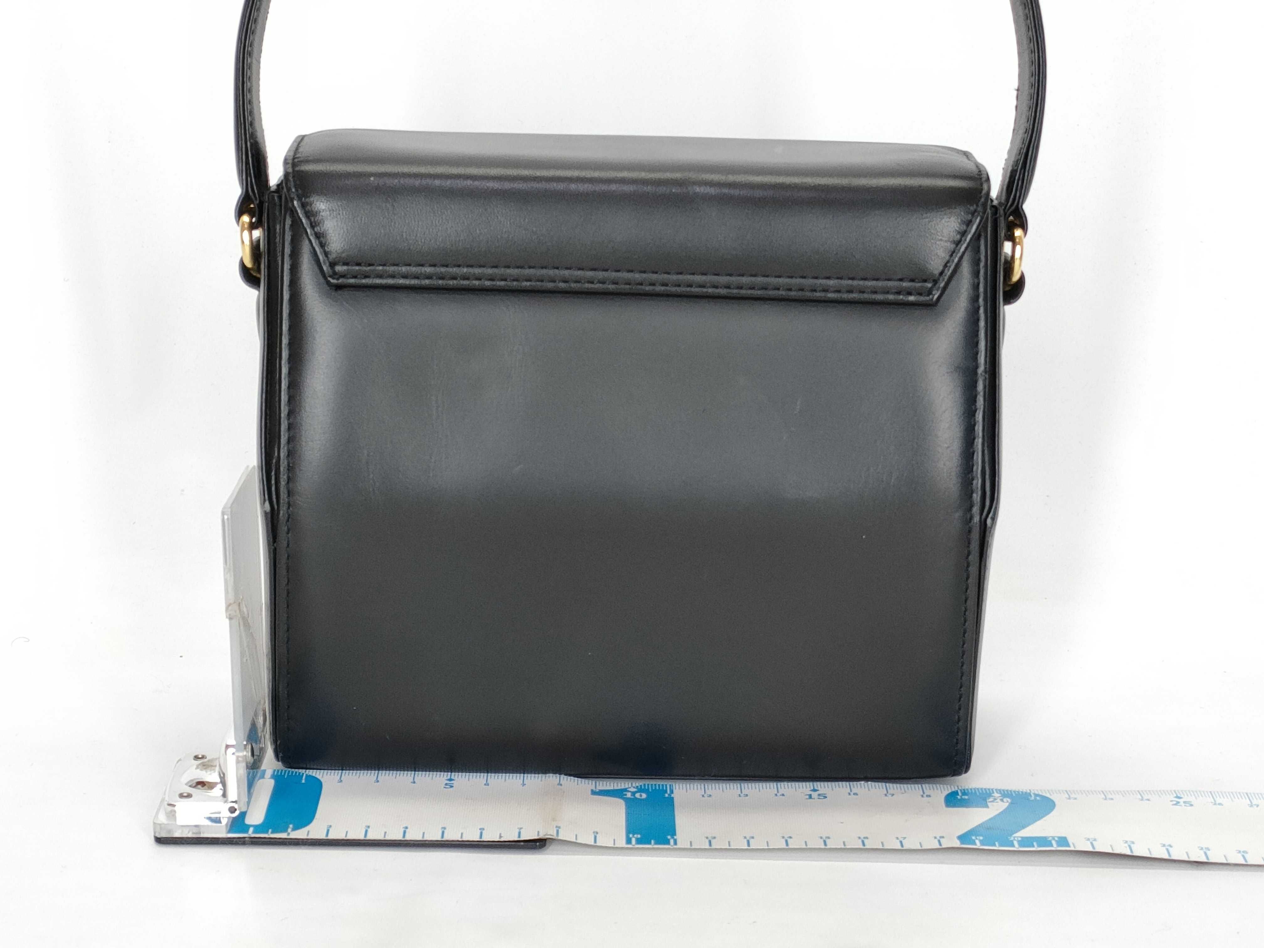 Handbag — view 2