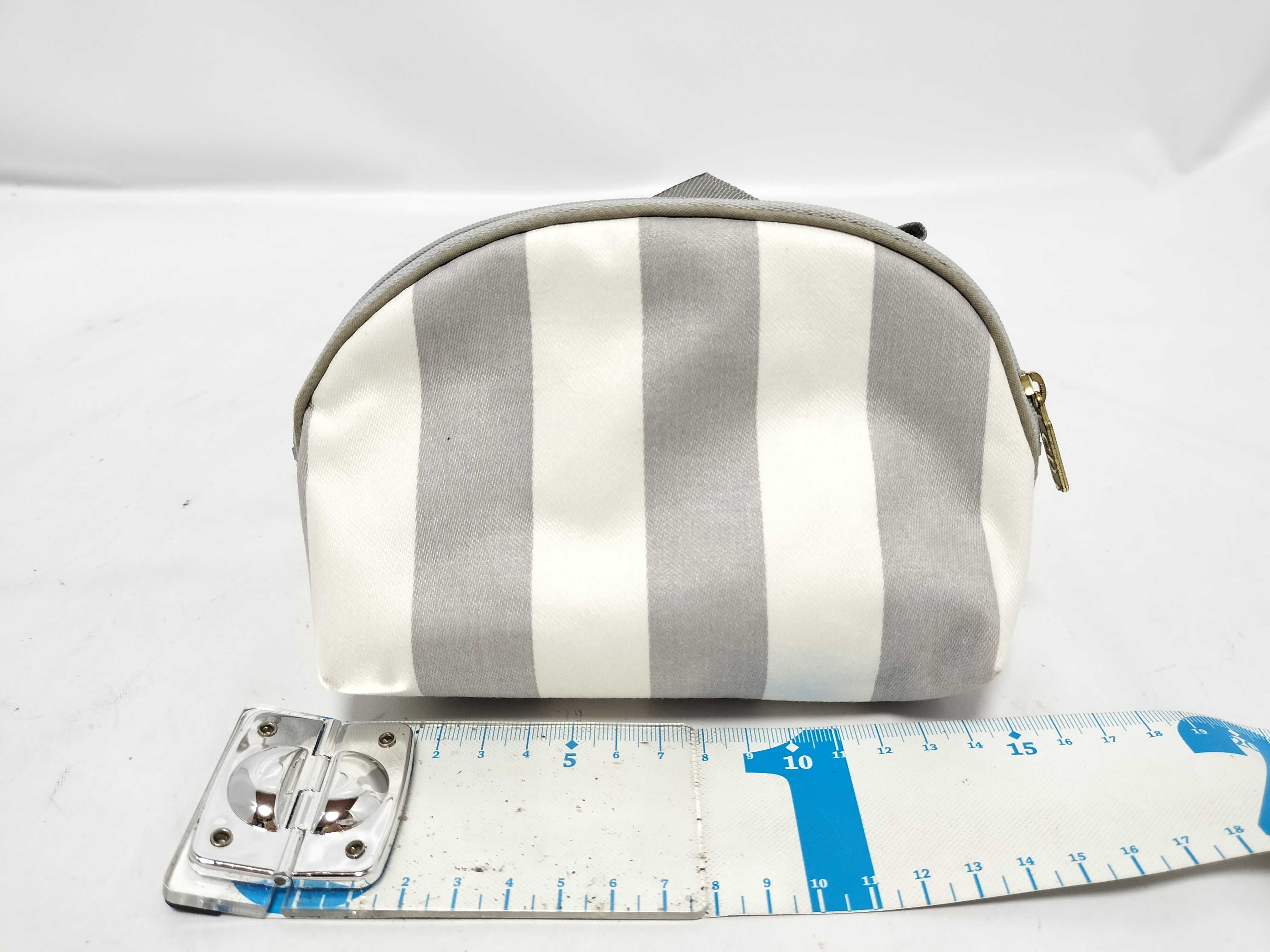 Pouch — view 2