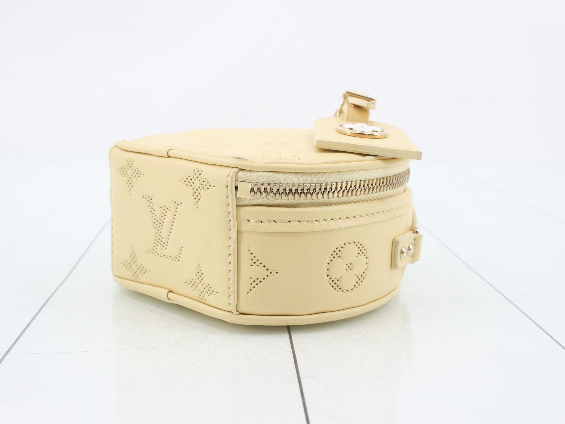 Mini Boîte Chapeau Shoulder Bag — view 6