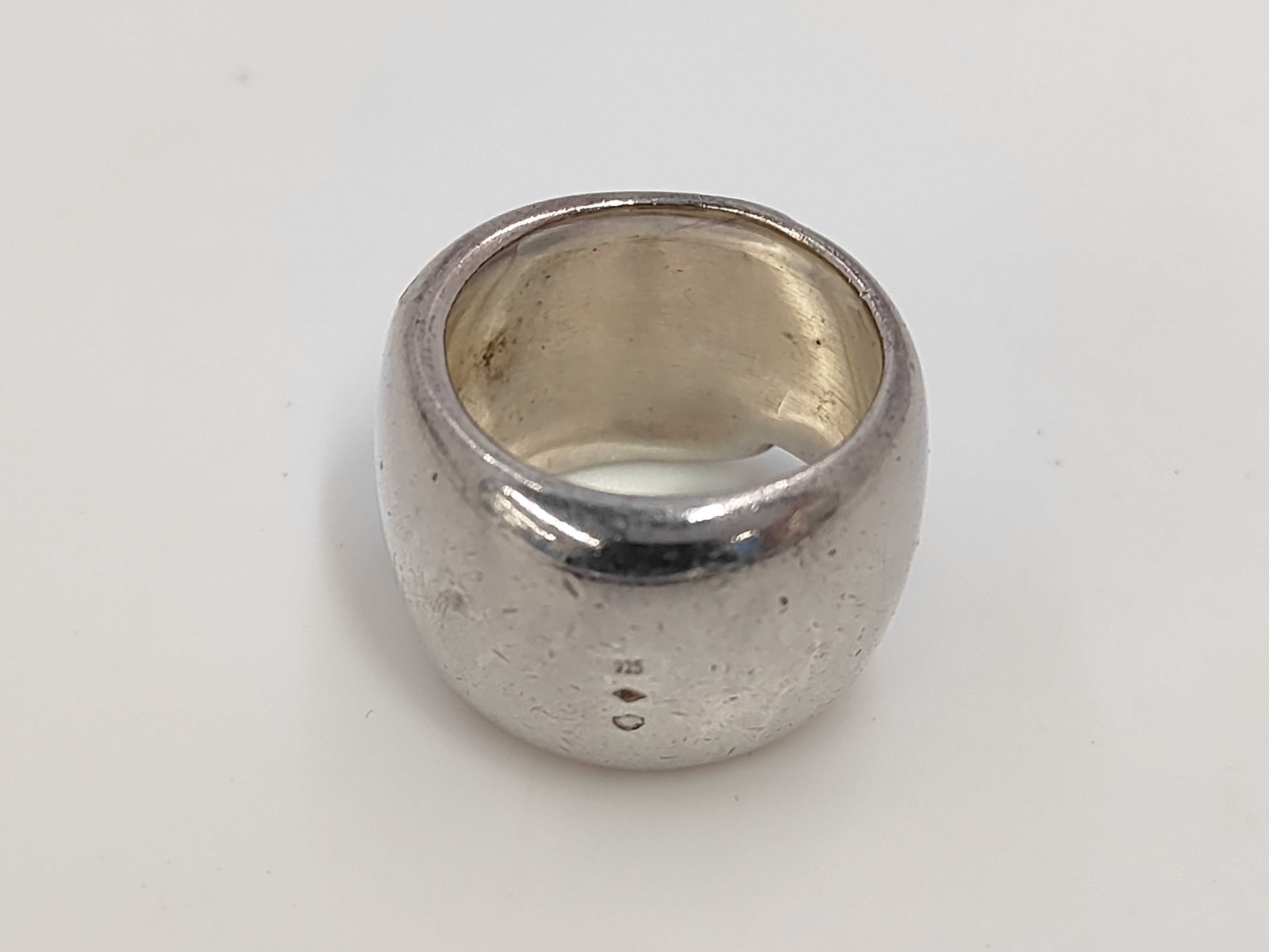Ring / SV Ring — view 4