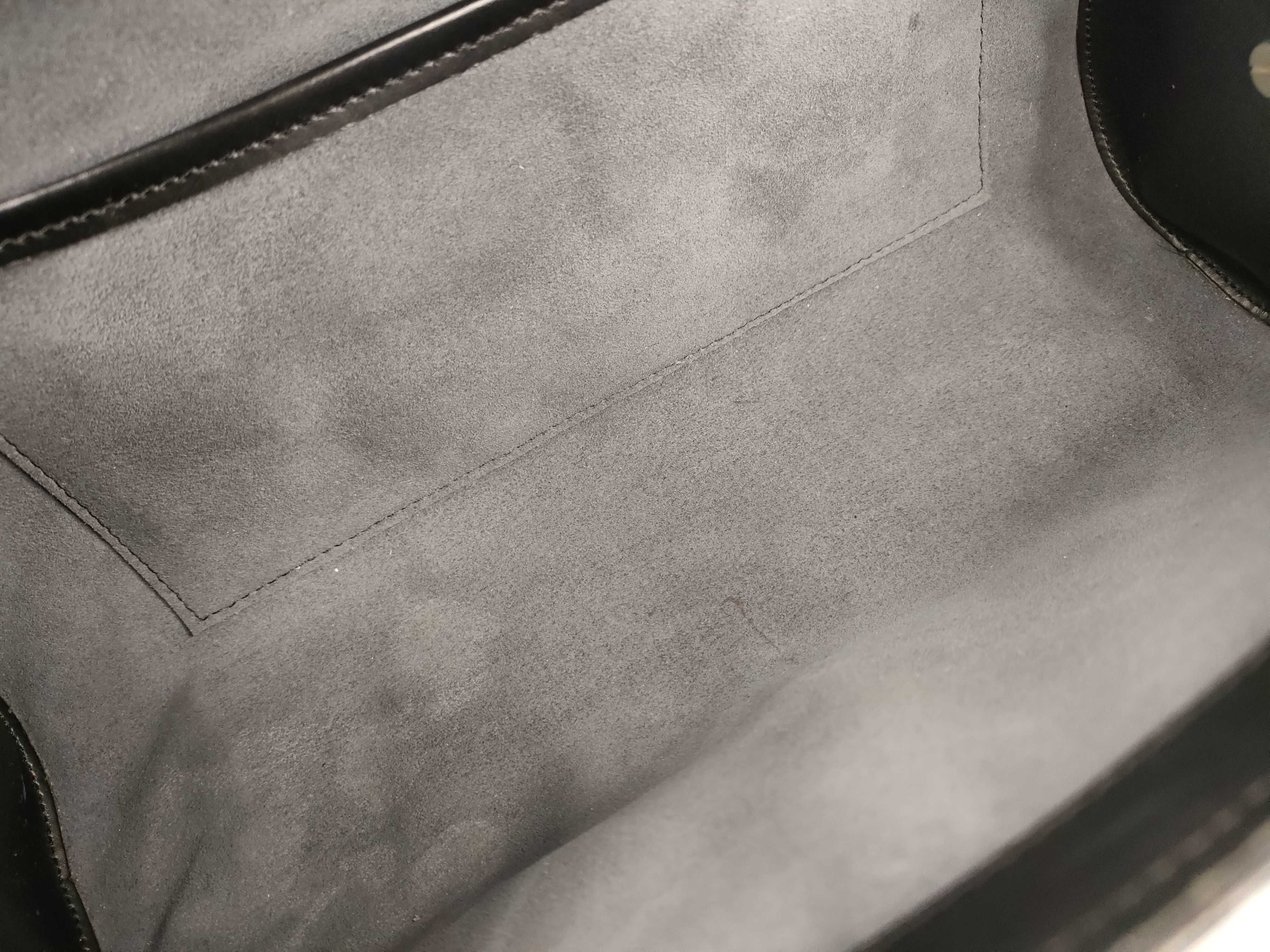 Epi Nocturne GM M52172 Shoulder Bag — view 9