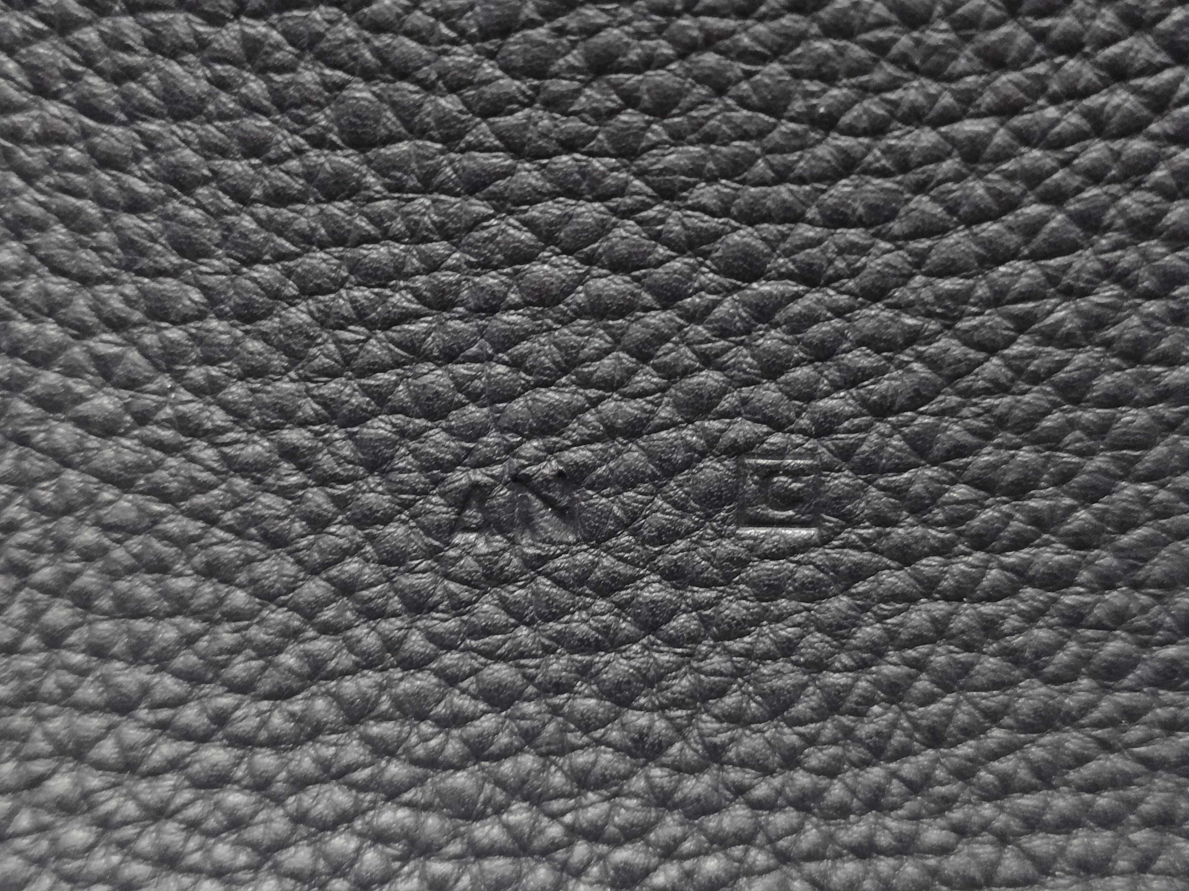 Dogon Duo GM Taurillon Leather Wallet (C stamp) — view 12