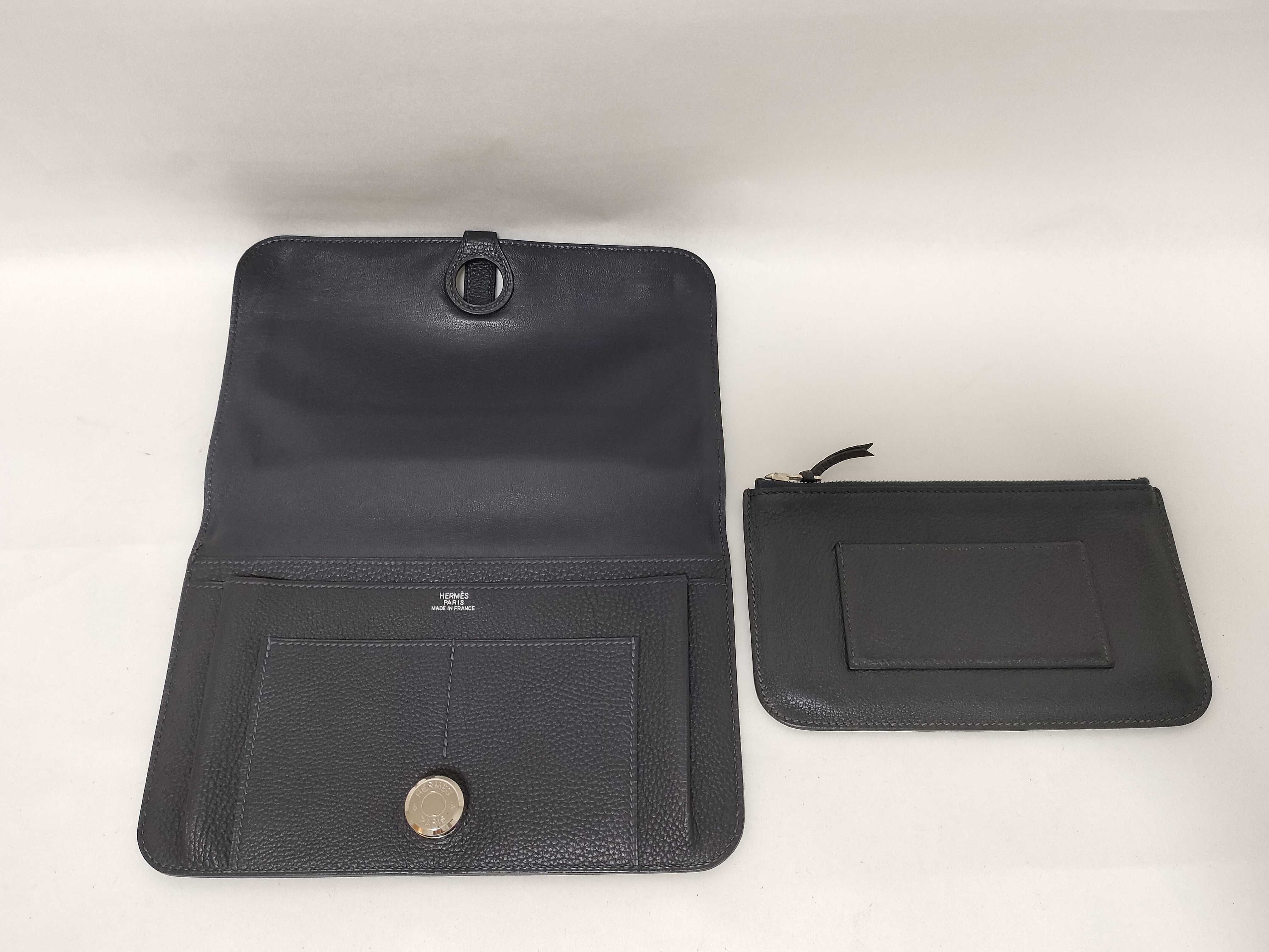 Dogon Duo GM Taurillon Leather Wallet (C stamp) — view 7