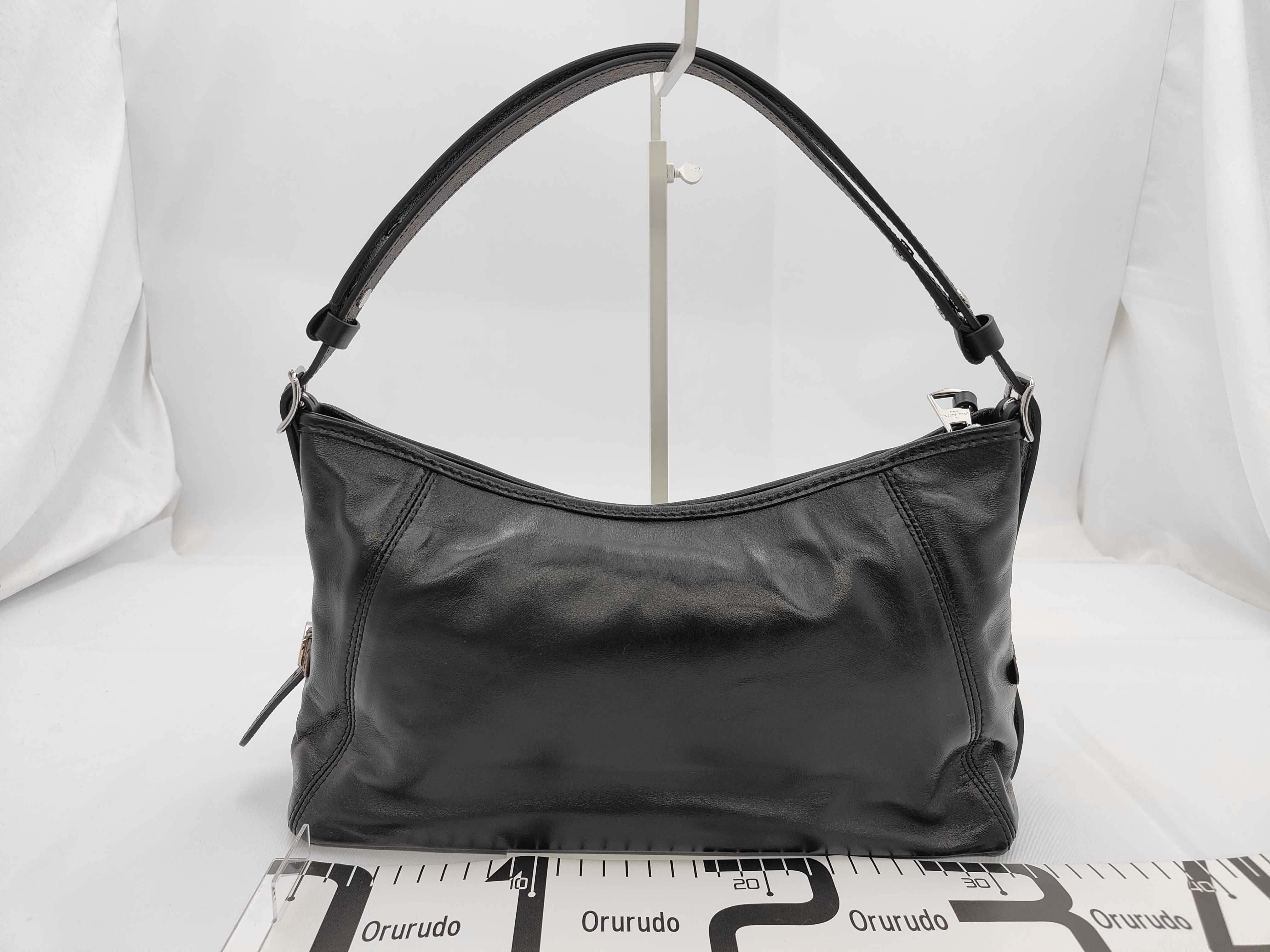 M28160 Carryall EW IC Handbag with Dust Bag and Name Tag — view 2