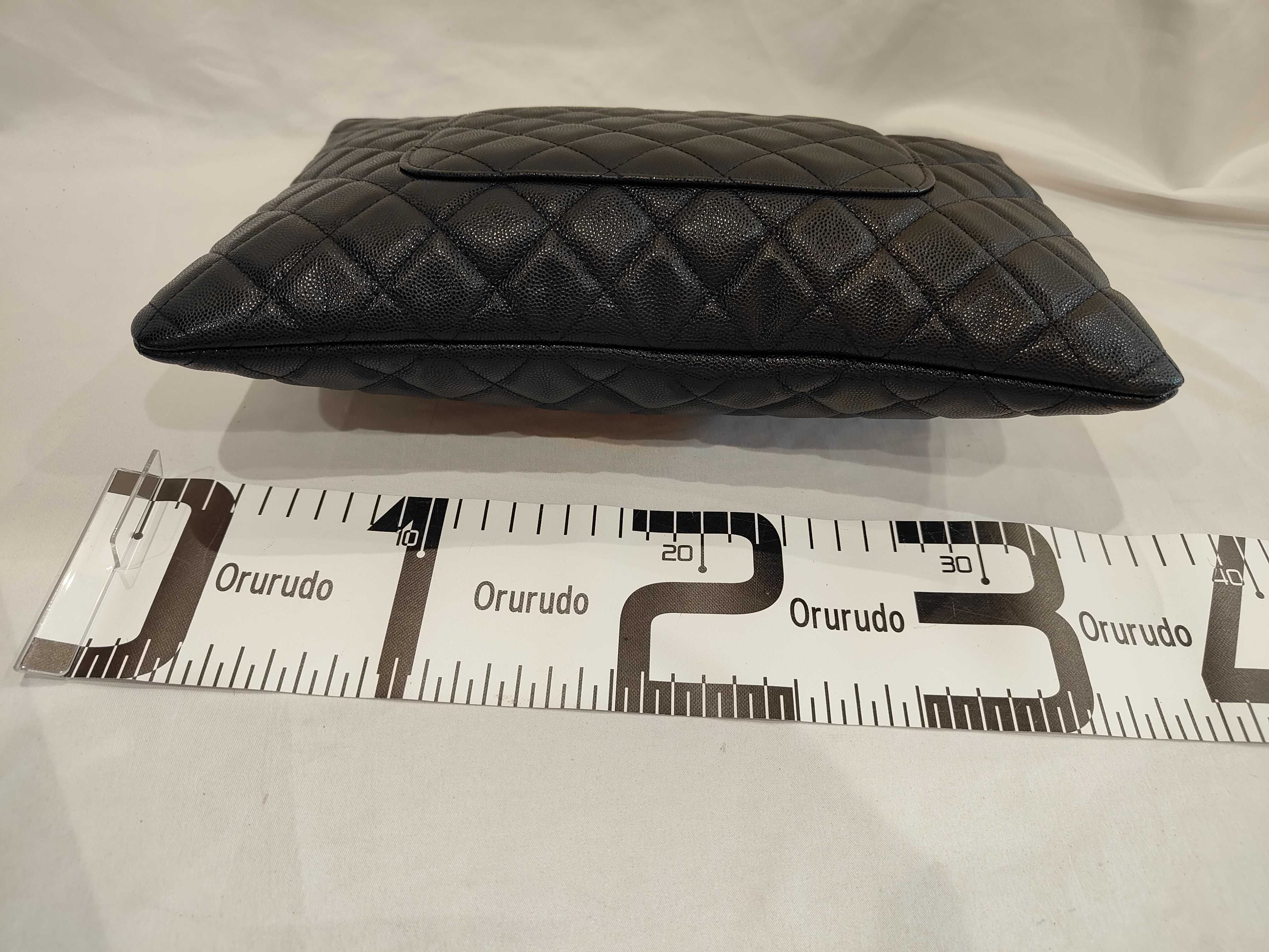 Caviar Skin Mat Pouch — view 2