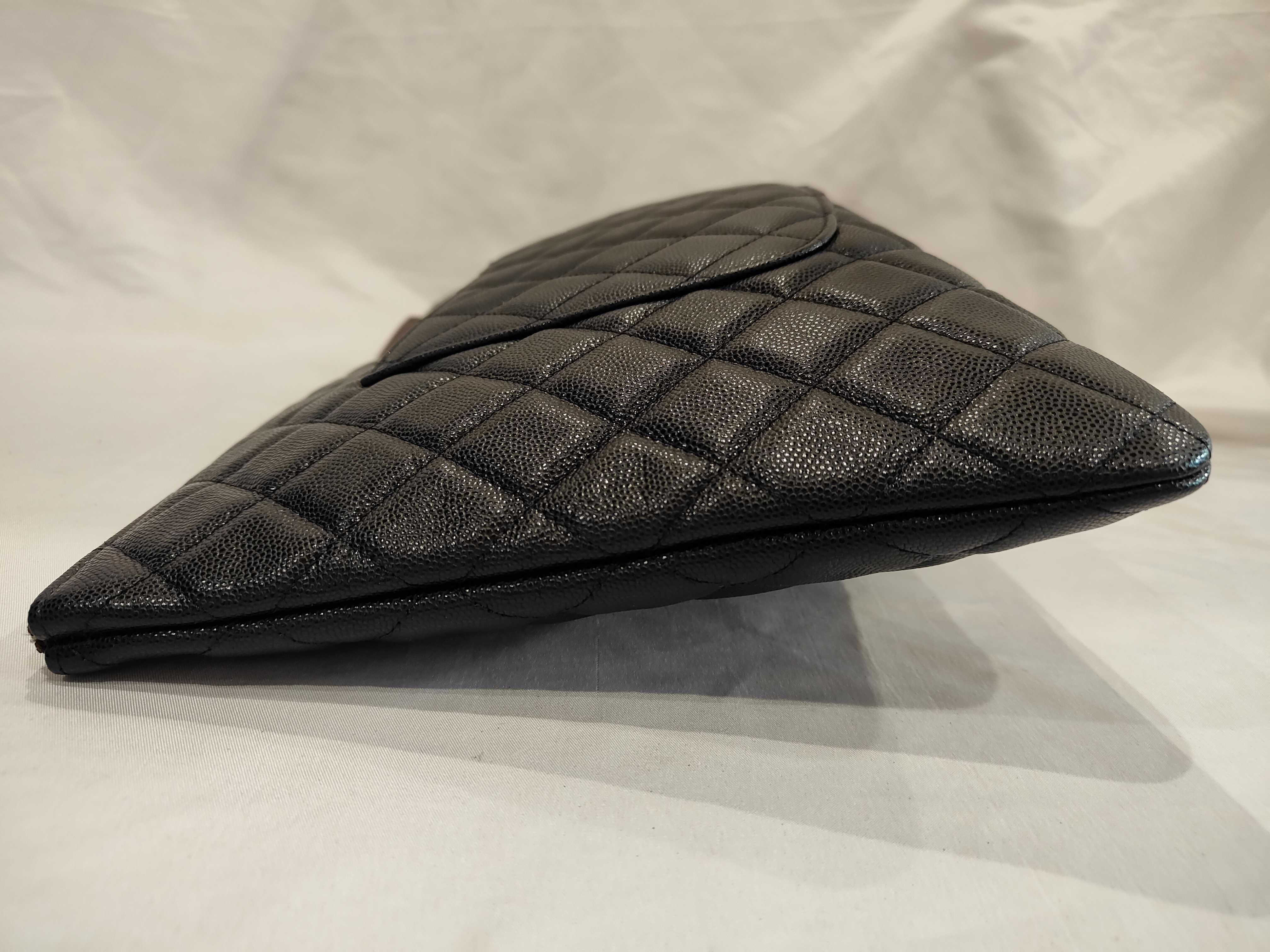Caviar Skin Mat Pouch — view 5