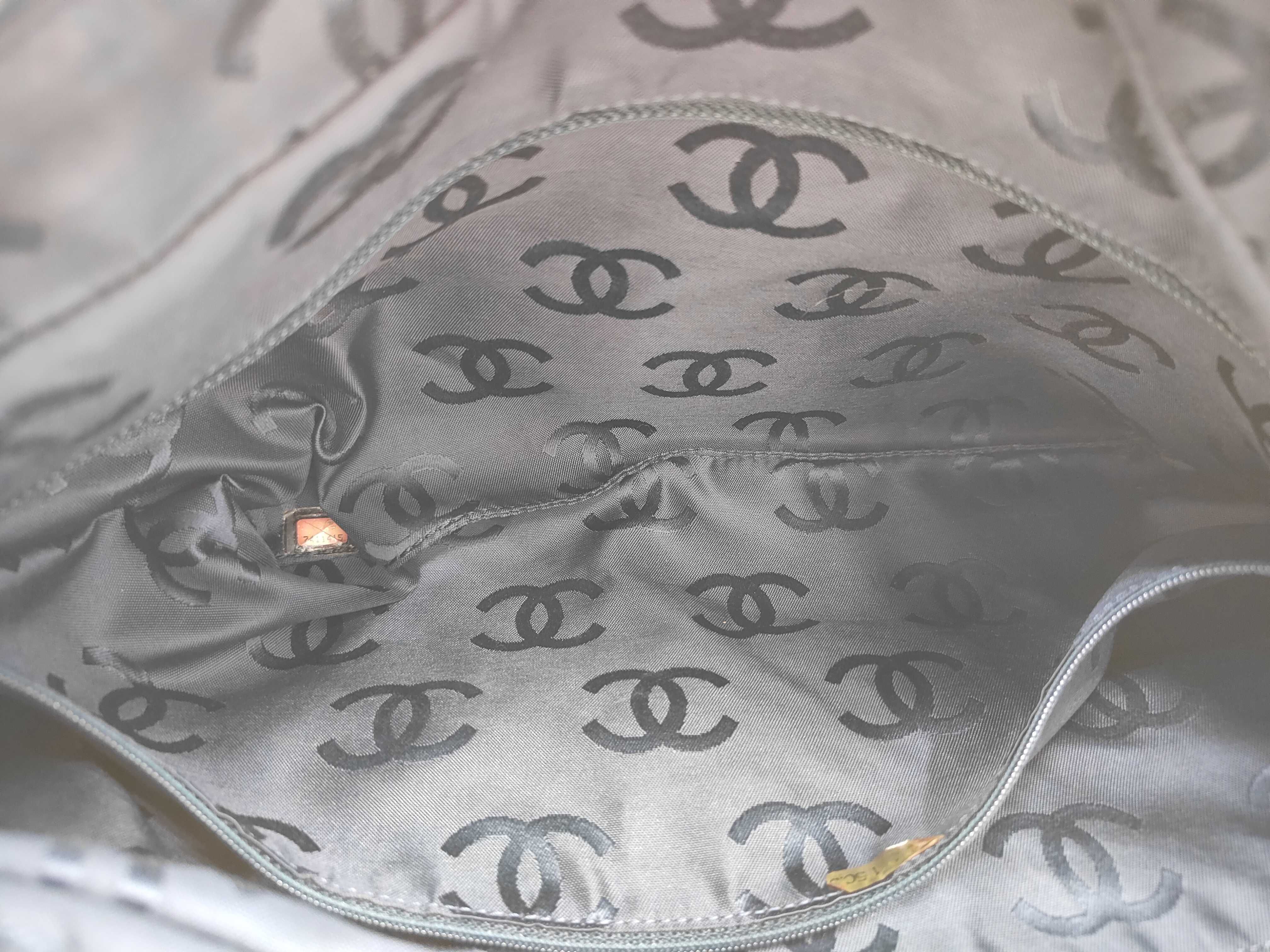 denim shoulder bag with Coco Mark, serial number 7. — view 14
