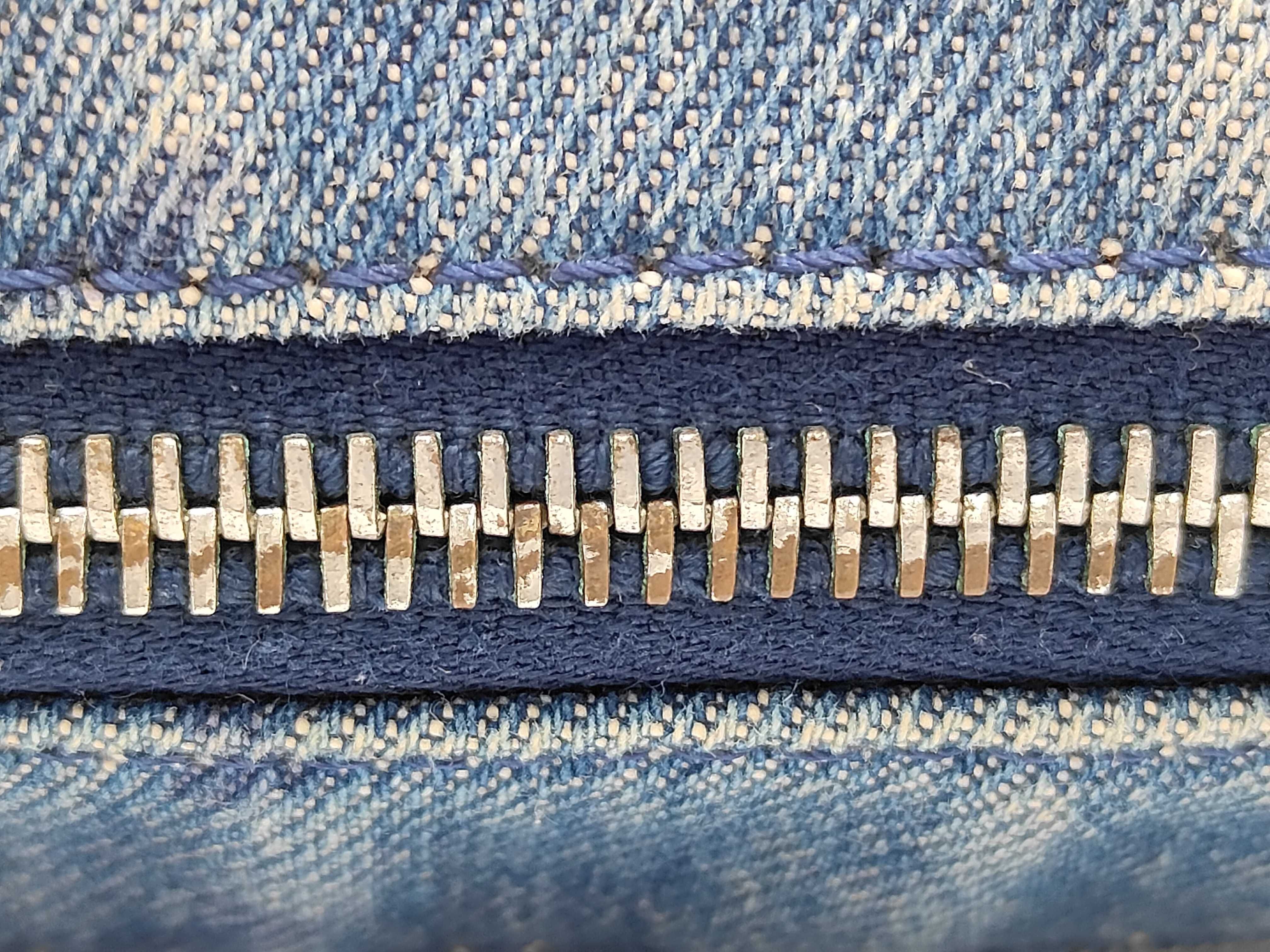 denim shoulder bag with Coco Mark, serial number 7. — view 8
