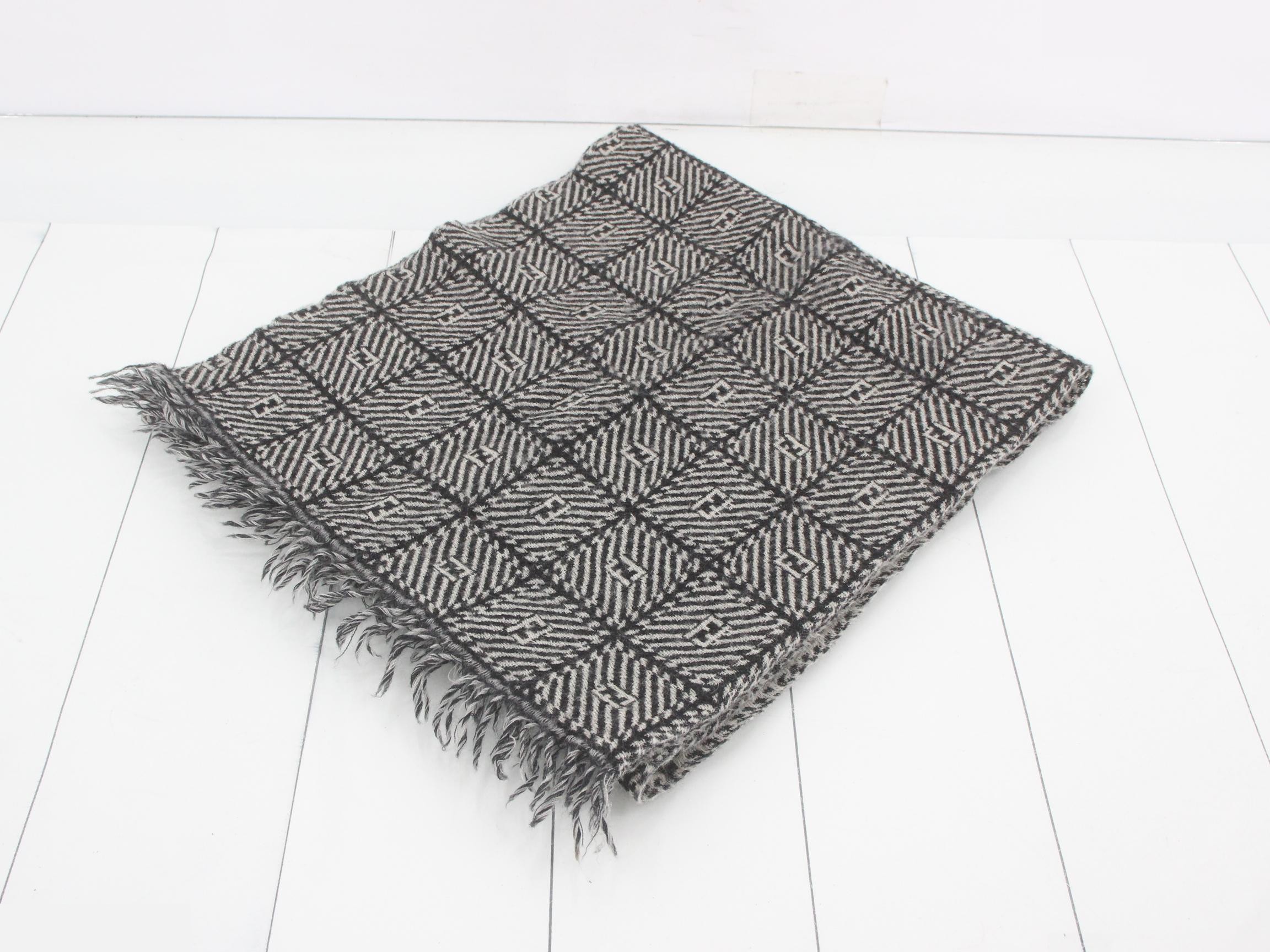 ZUCCA scarf with tag