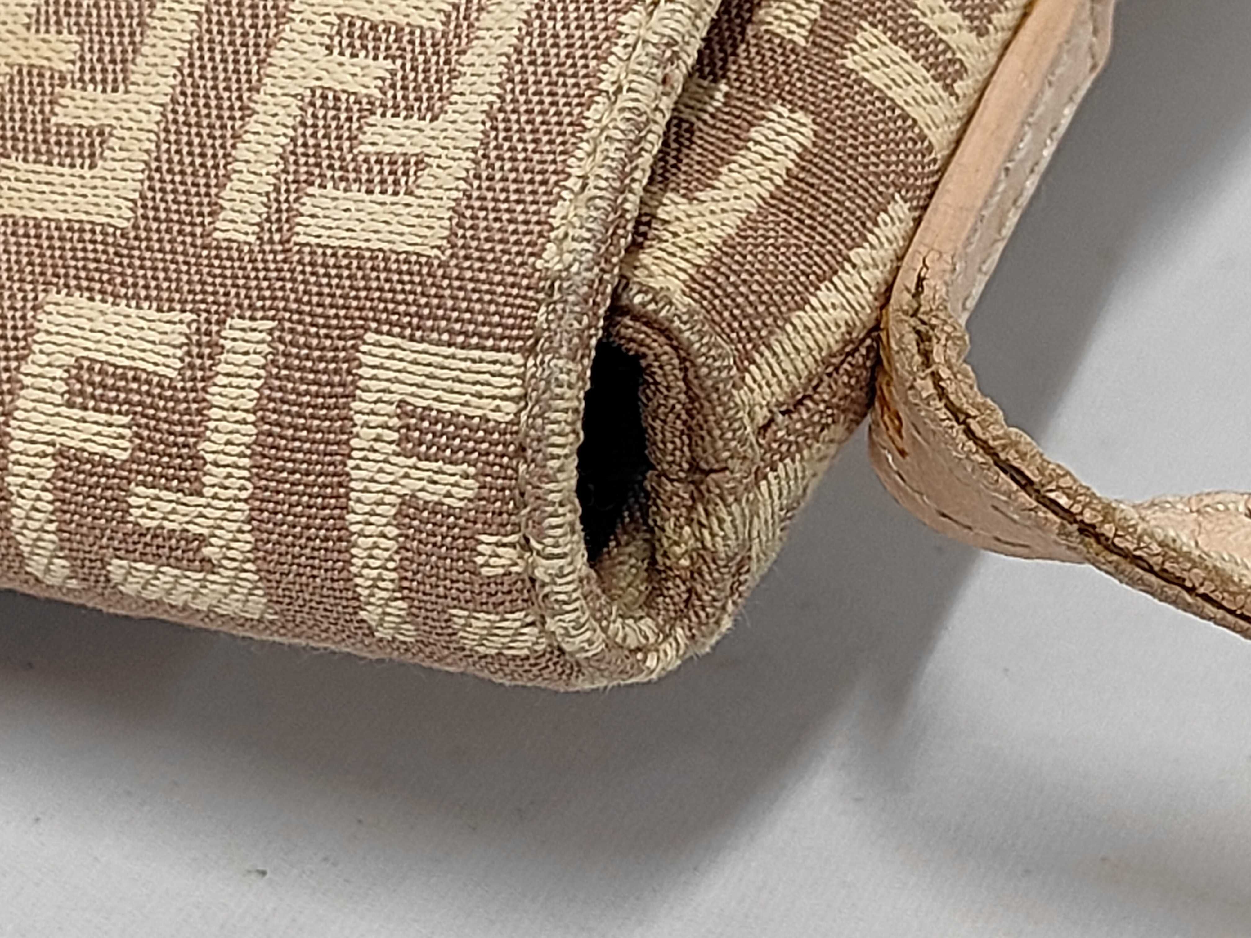 shoulder bag with FF hardware, brown. — view 7
