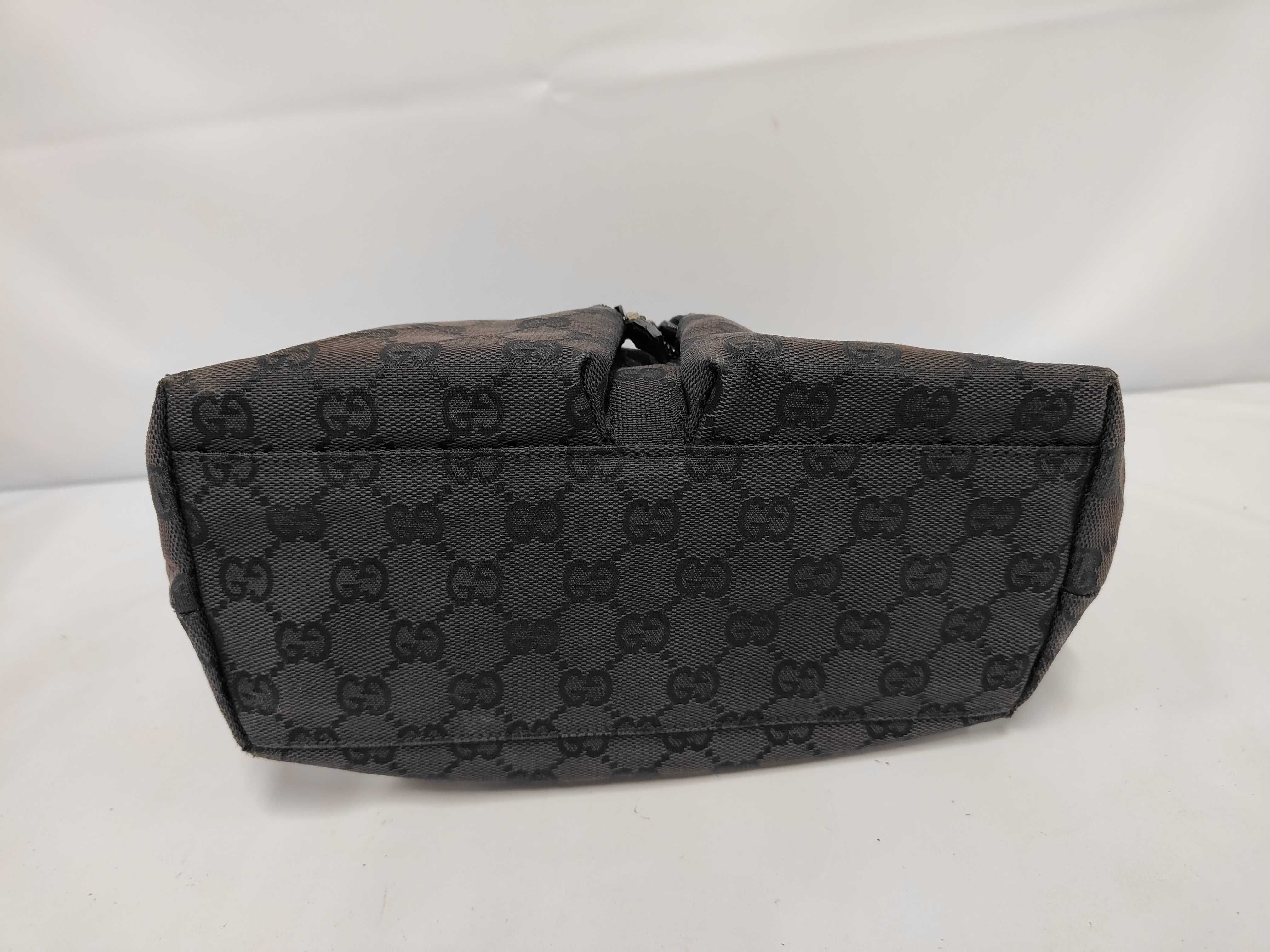 handbag — view 3