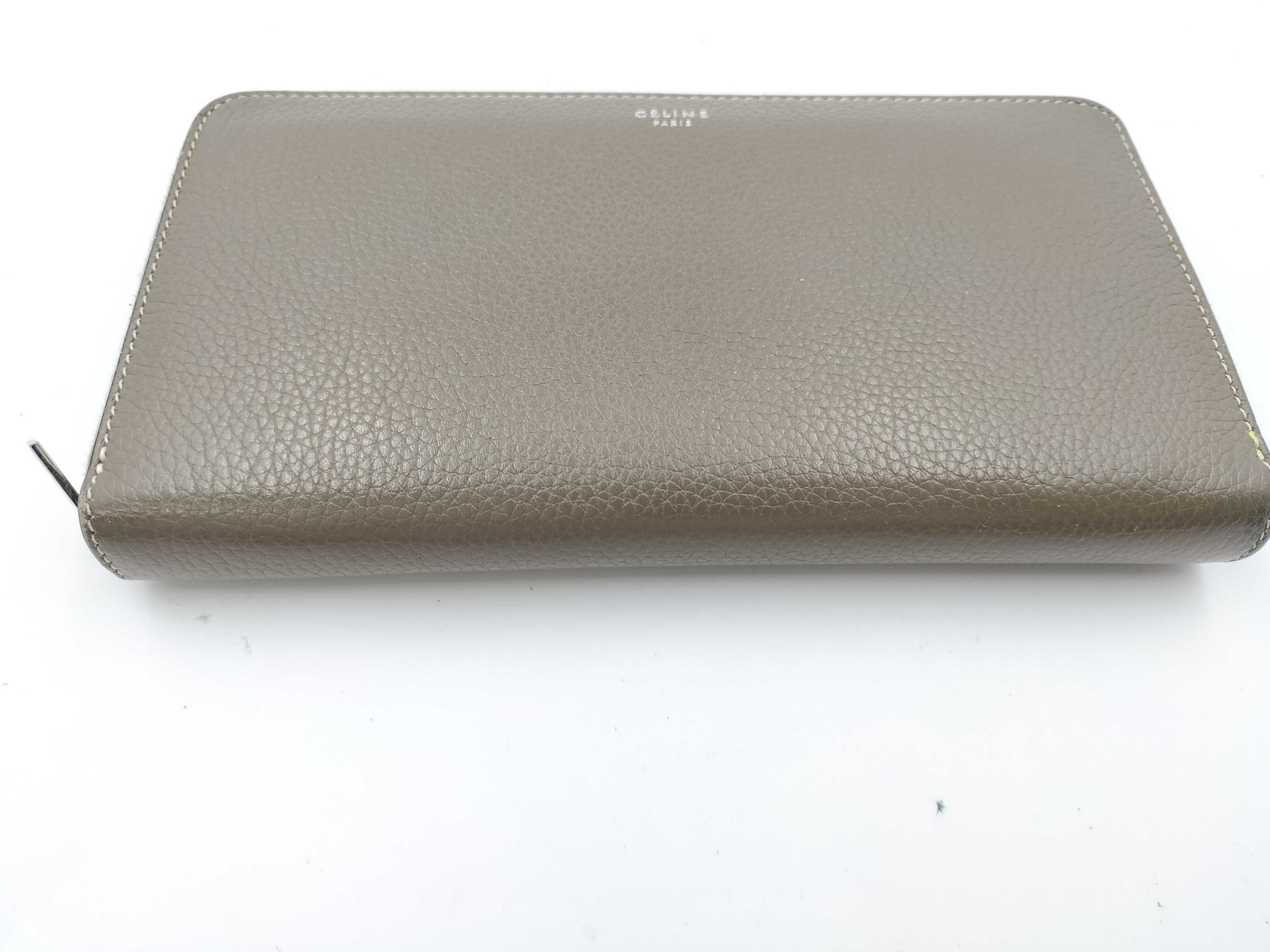Round Zip Long Wallet, Box & Dust Bag Included — view 5