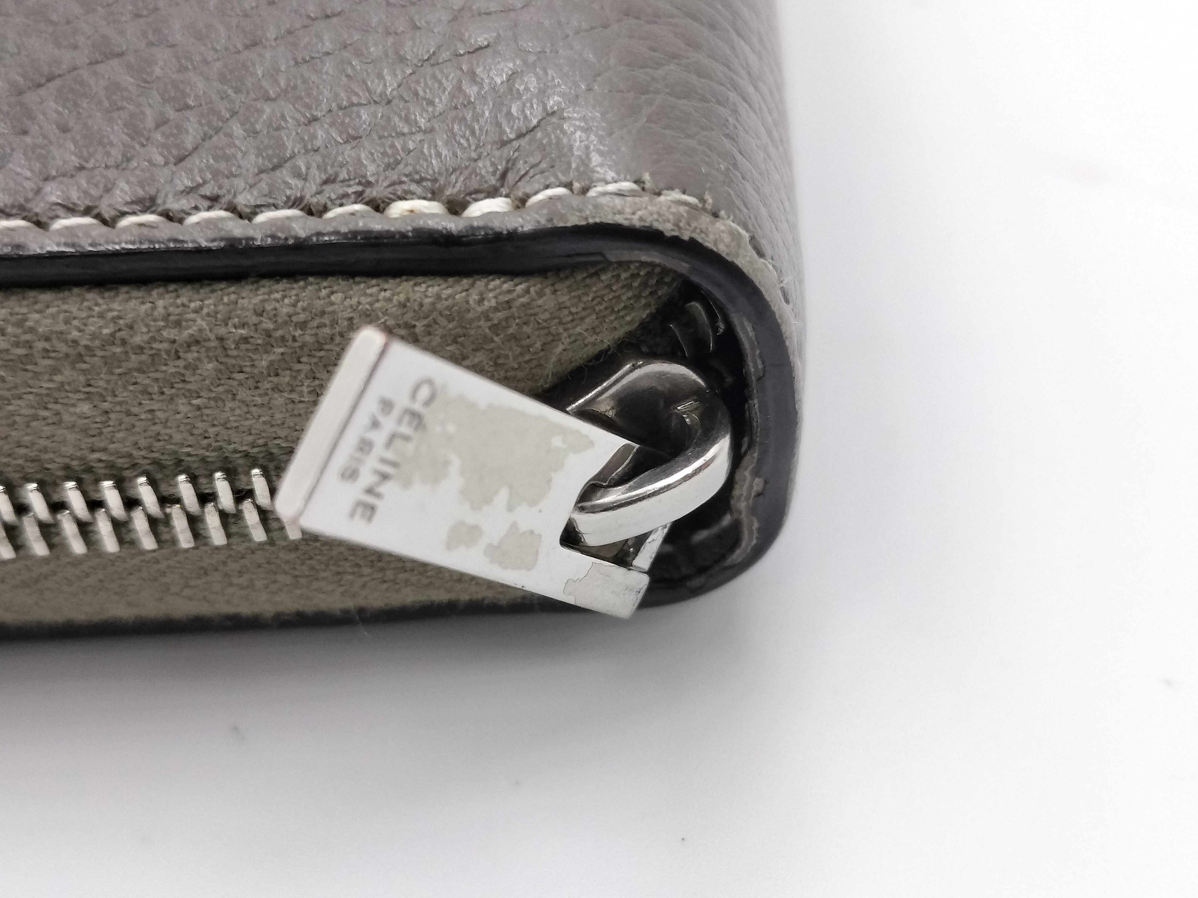 Round Zip Long Wallet, Box & Dust Bag Included — view 6