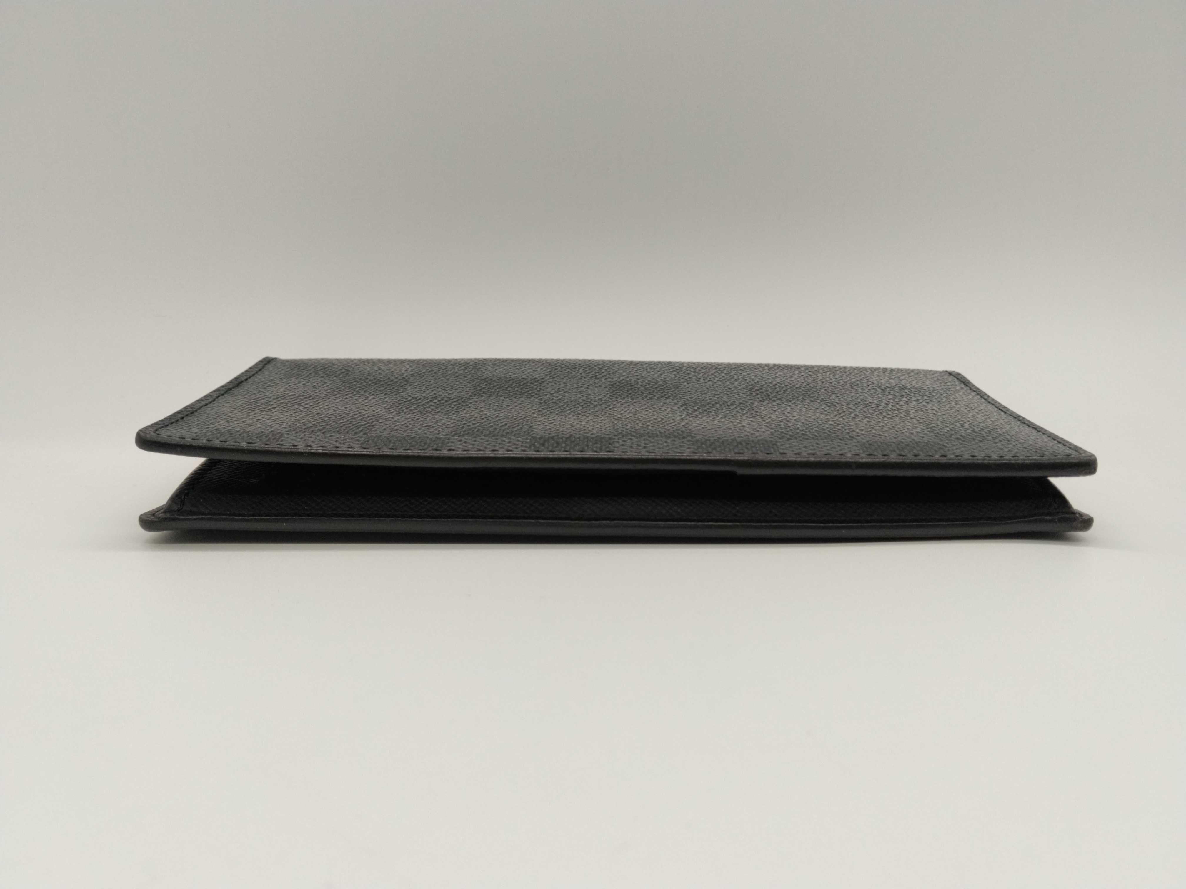 Damier Graphite Brazza Wallet — view 6