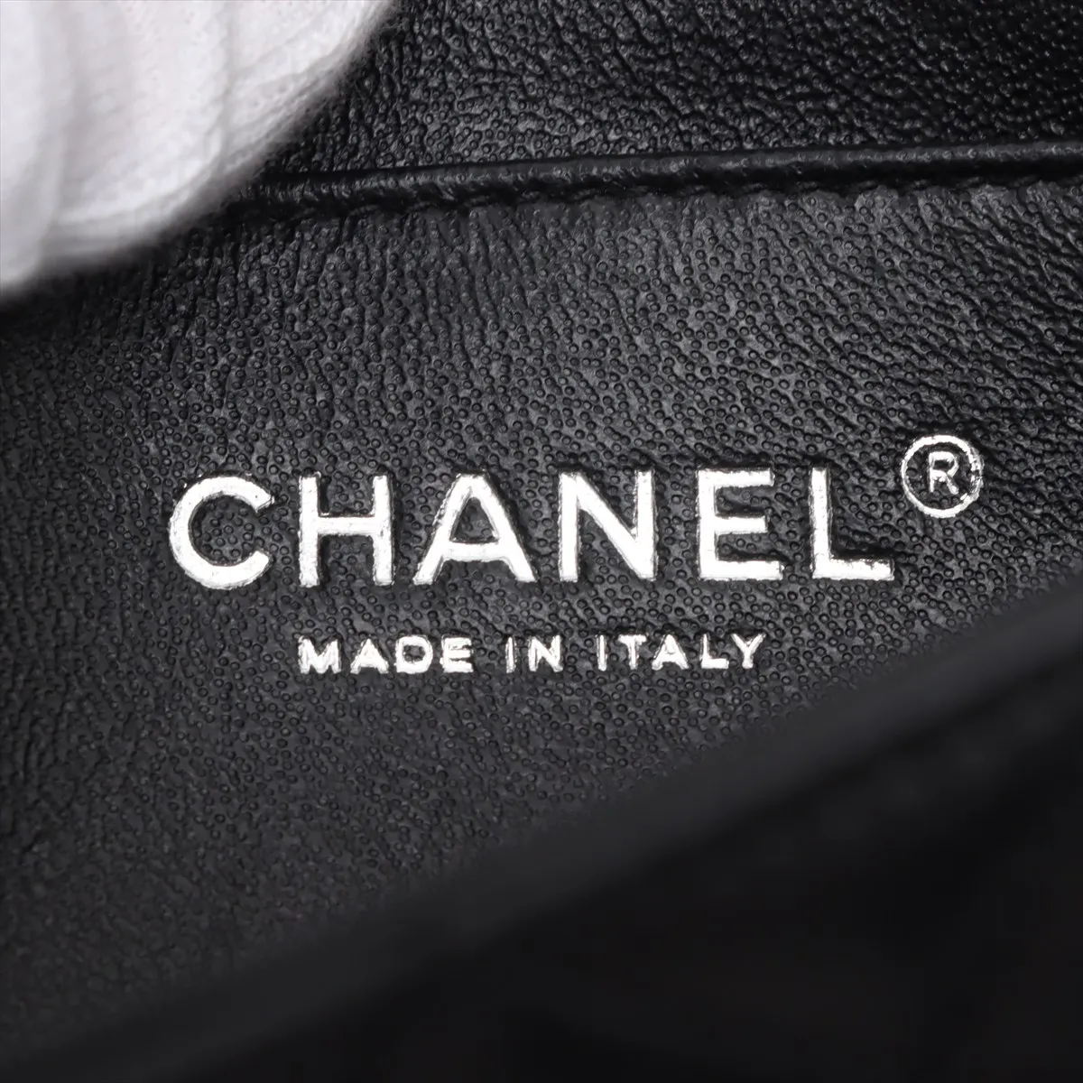 [Individually wrapped] Chanel Mini Matelasse 20 Lambskin Single Flap Single Chain Bag Black Silver Hardware HNCA8H17 Random Plate A69900 — view 9