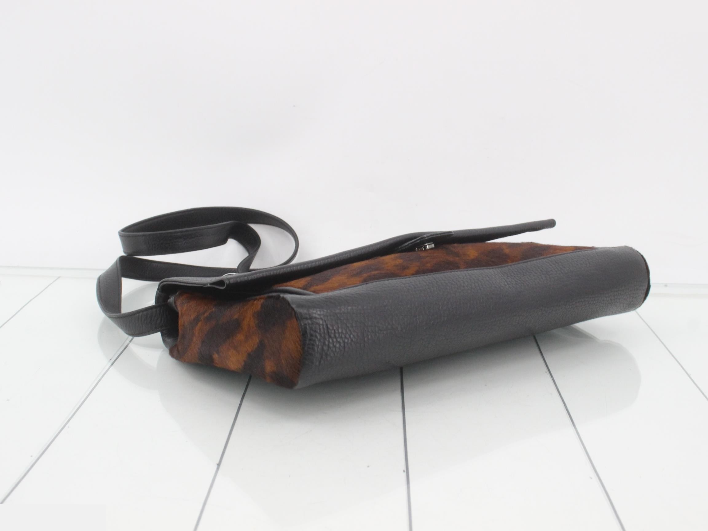 Harako Interlocking Shoulder — view 5