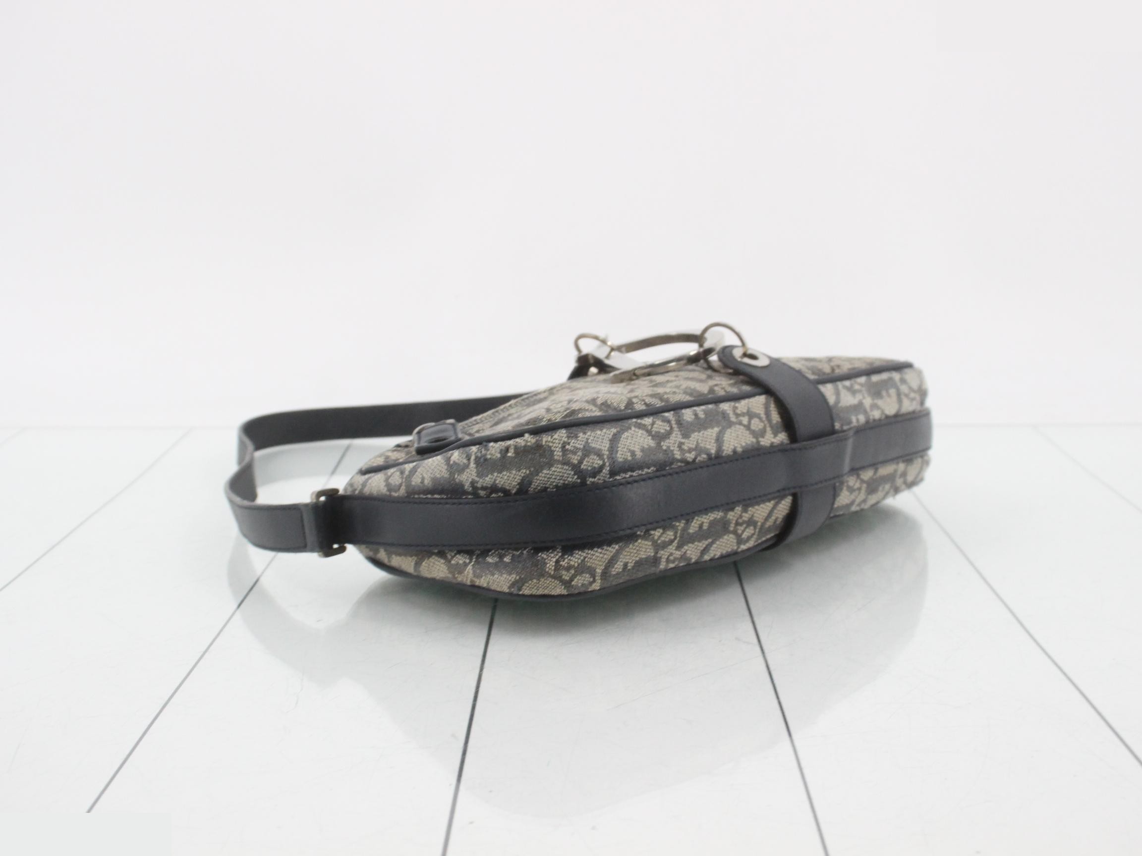 Trotter (bag) - Shoulder bag — view 5