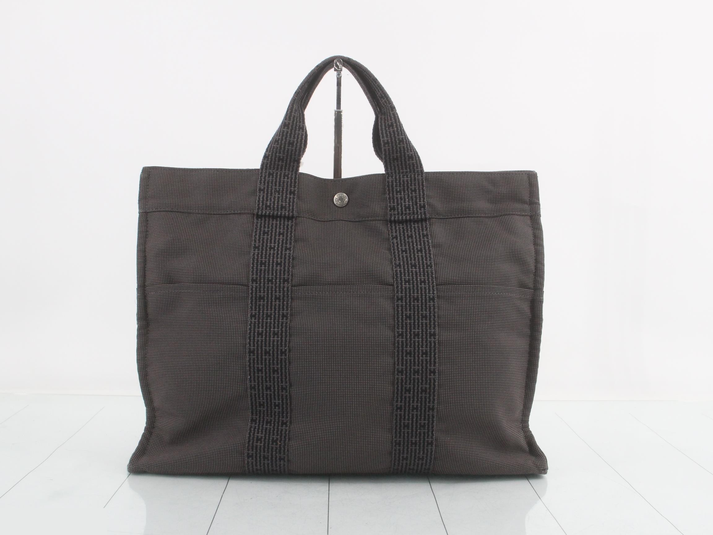 Yell line tote bag