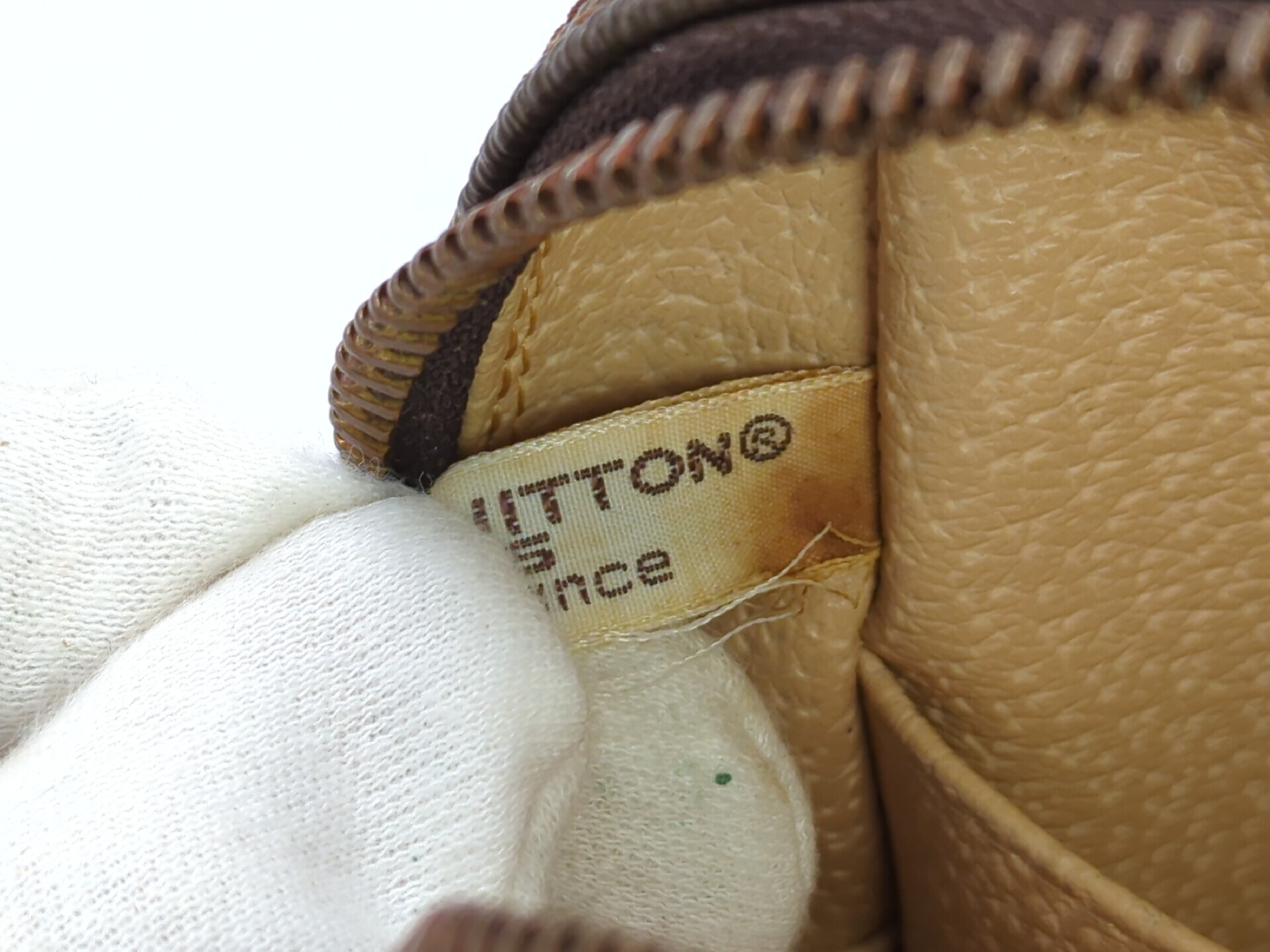 M47524 Monogram Trousses Toilette 23 Second Bag — view 9