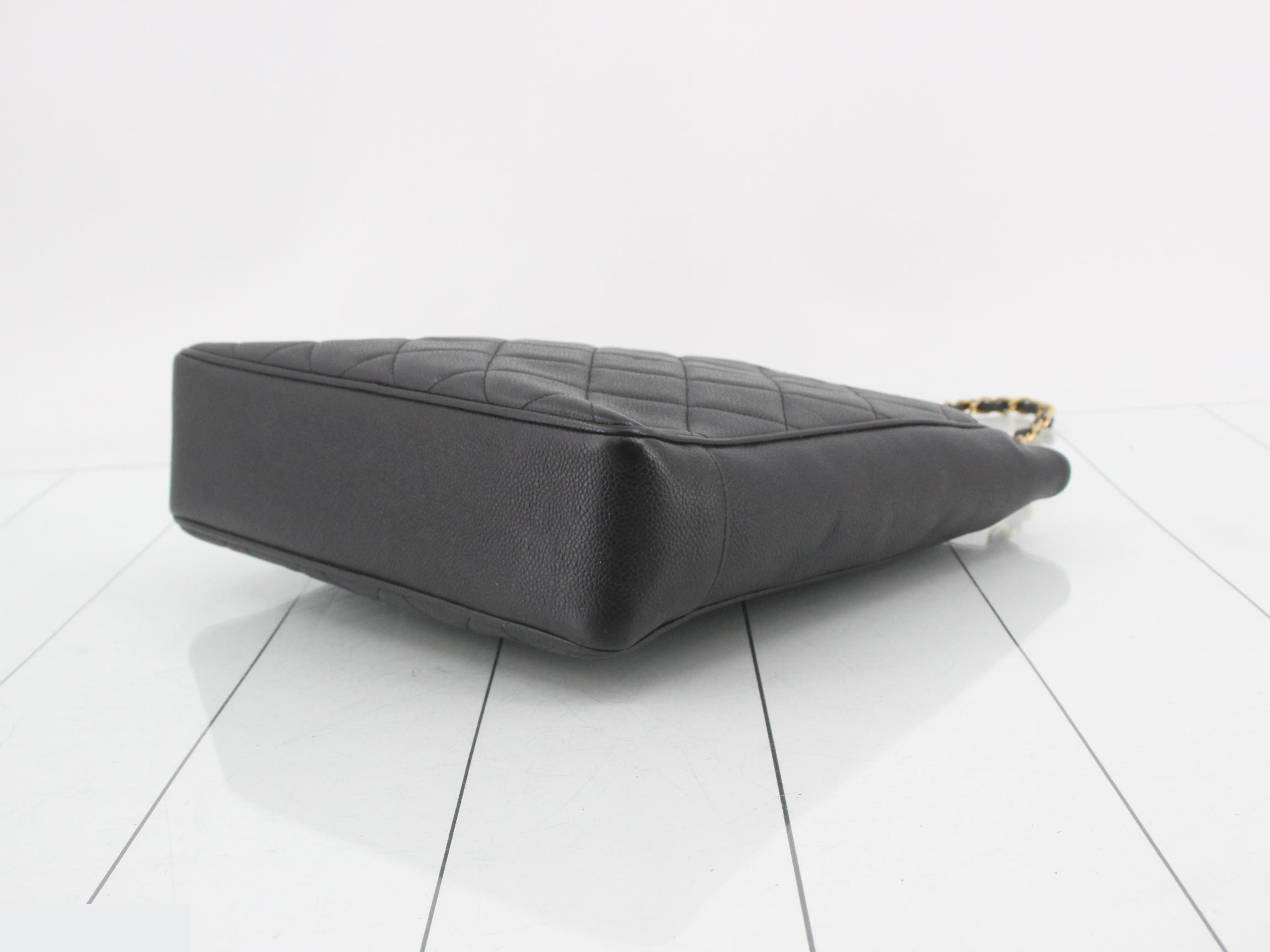 Matelassé Caviar Skin Chain Semi-Shoulder Bag — view 6