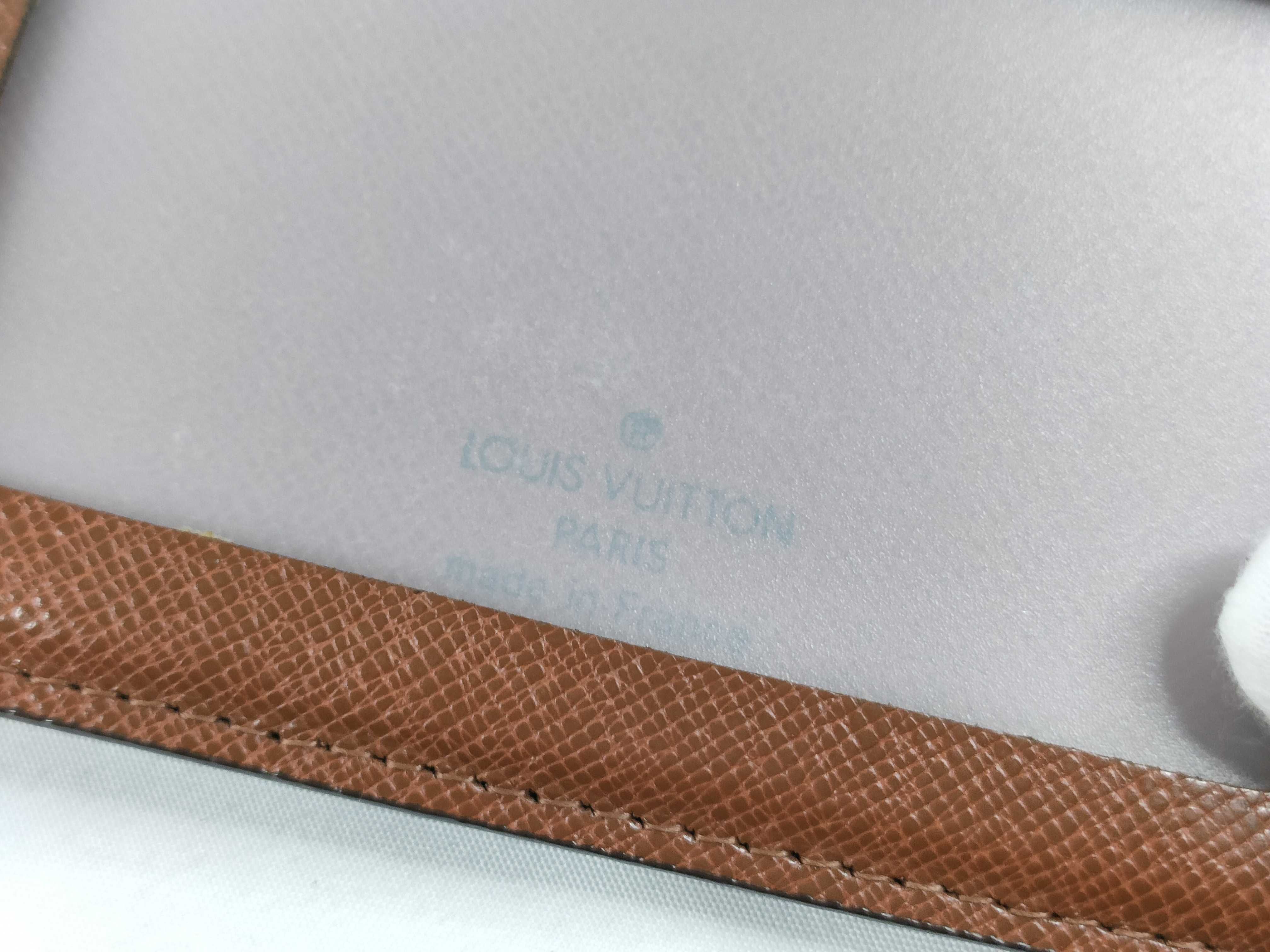 Monogram Louis Vuitton Pass Case Card Case — view 9