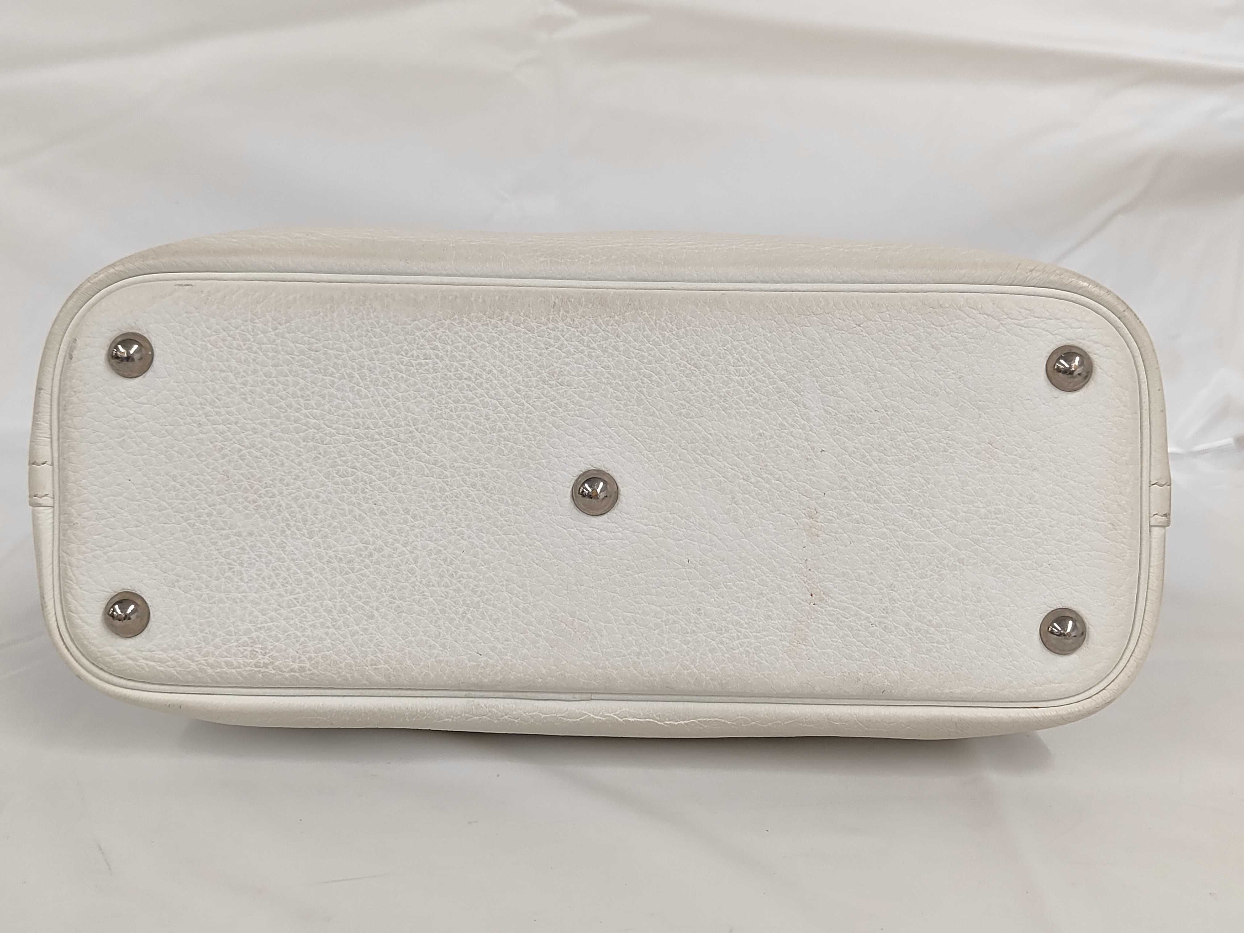 Bolide 31 Taurillon Clemence White 2-way Handbag J Stamp — view 3