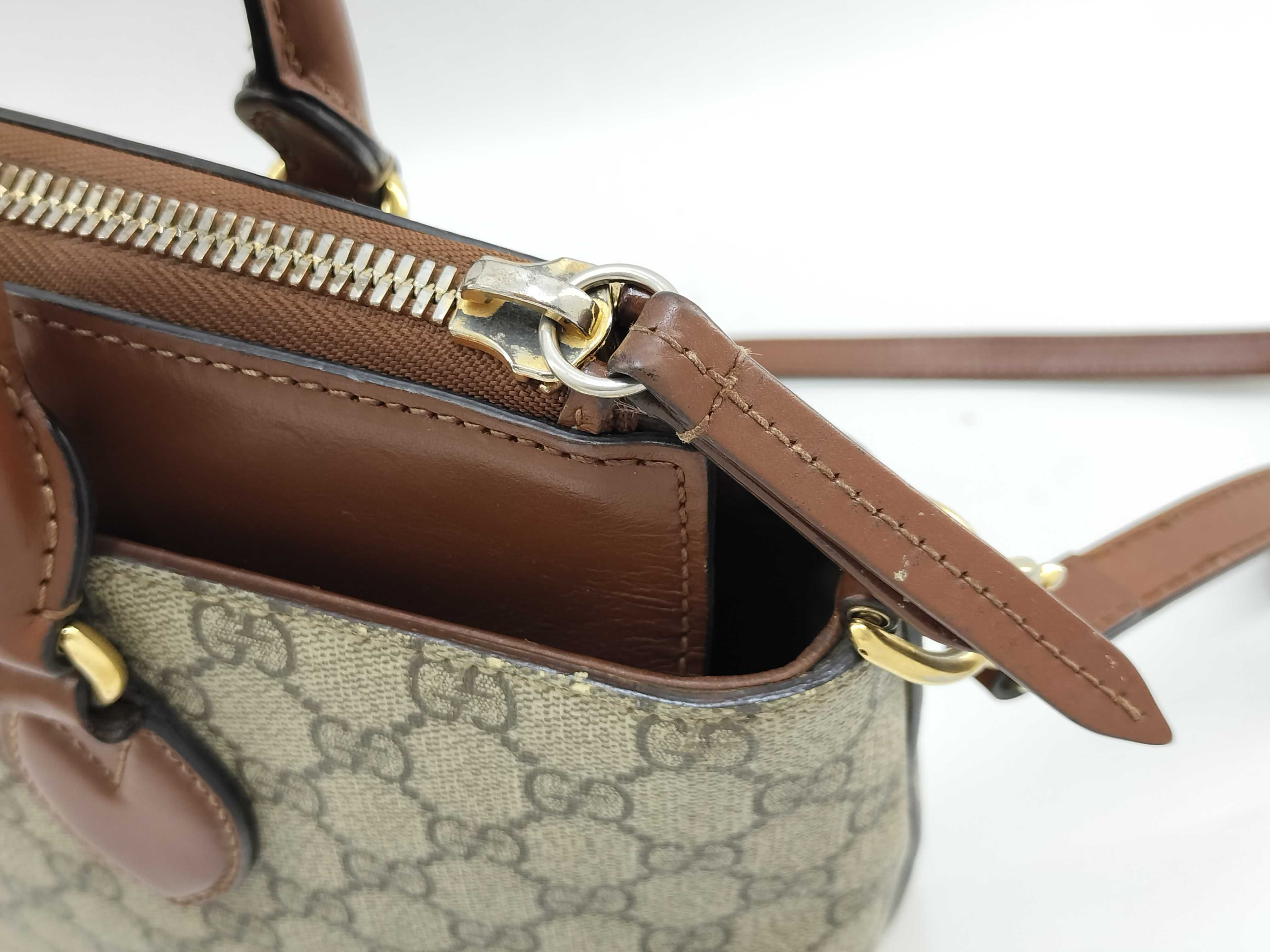 GG Supreme Handbag — view 4