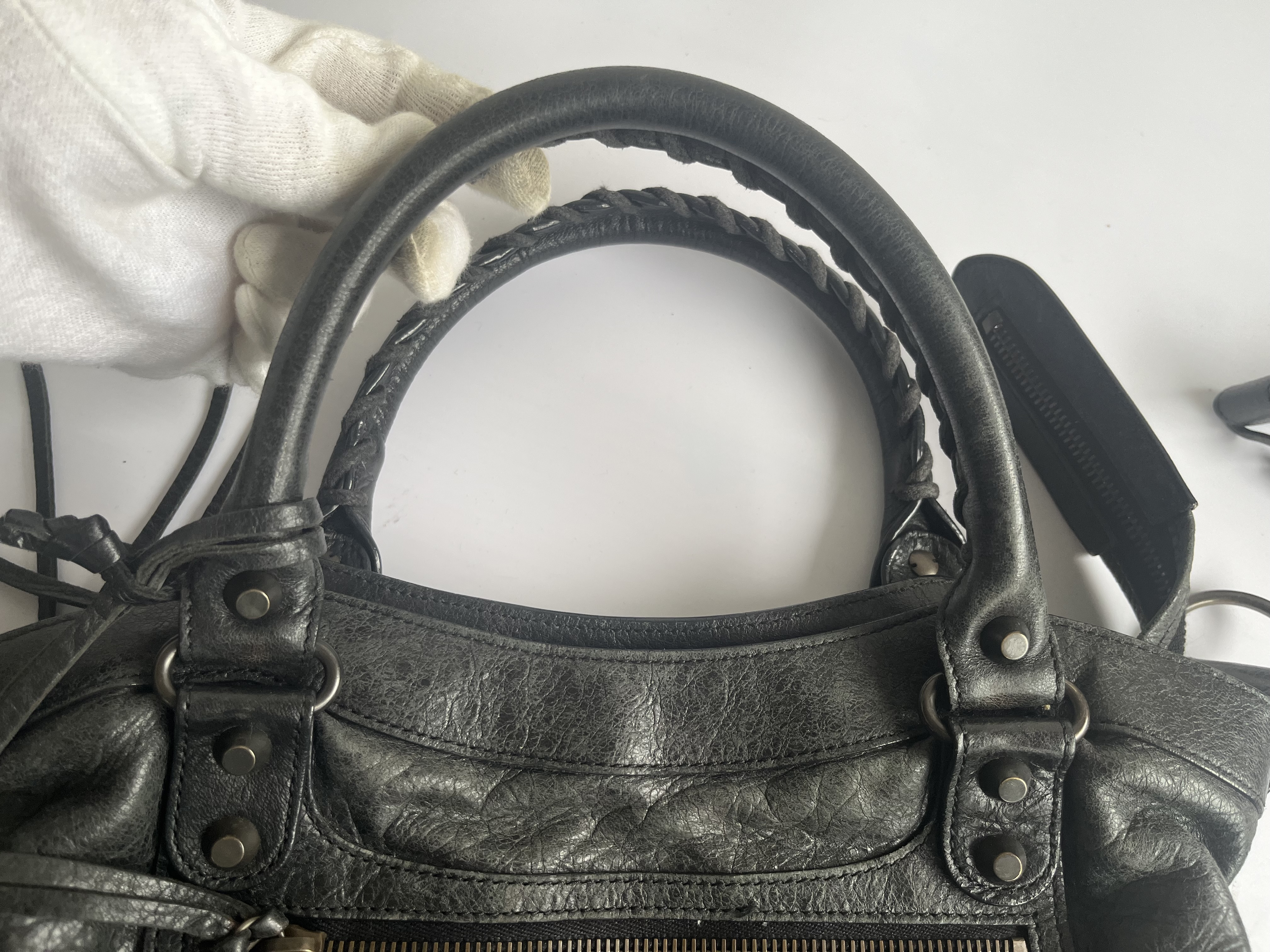 The First City Black Shoulder Bag with Mirror and Shoulder Strap — view 10