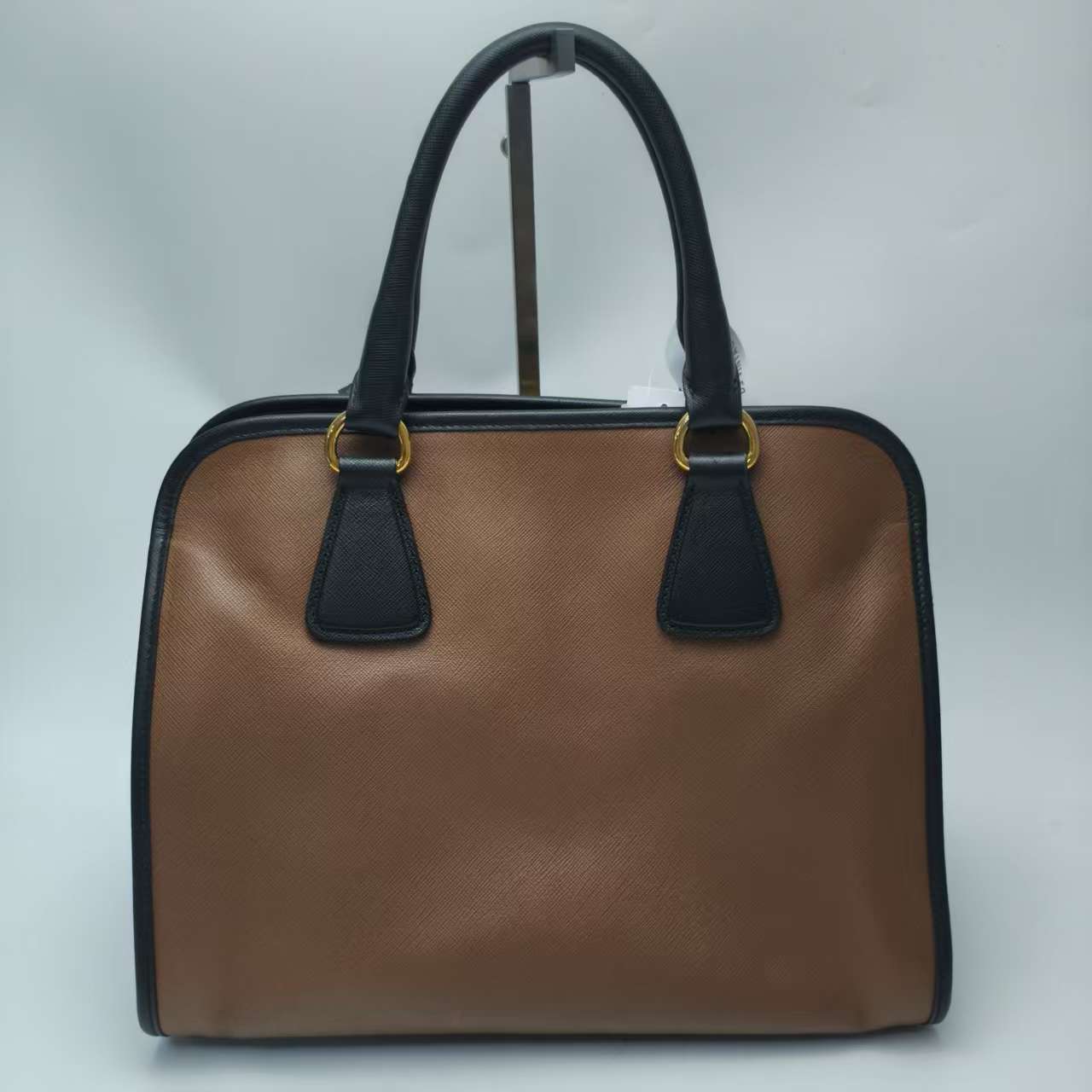 【*Shipped from: China*】PRADA Leather Handbag — view 2