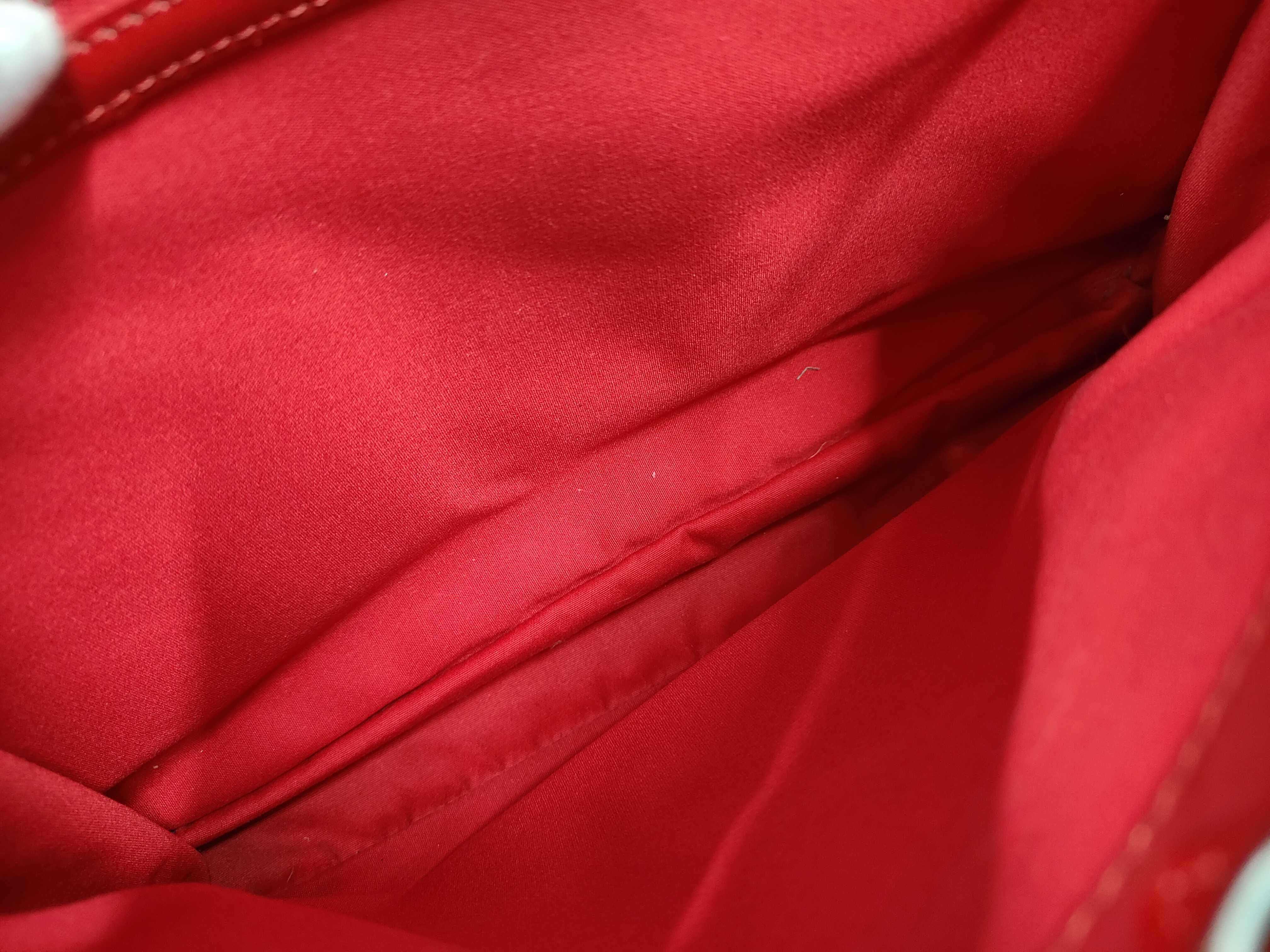 Passy PM Handbag Epi Red M5926E AN0026 Handbag — view 9