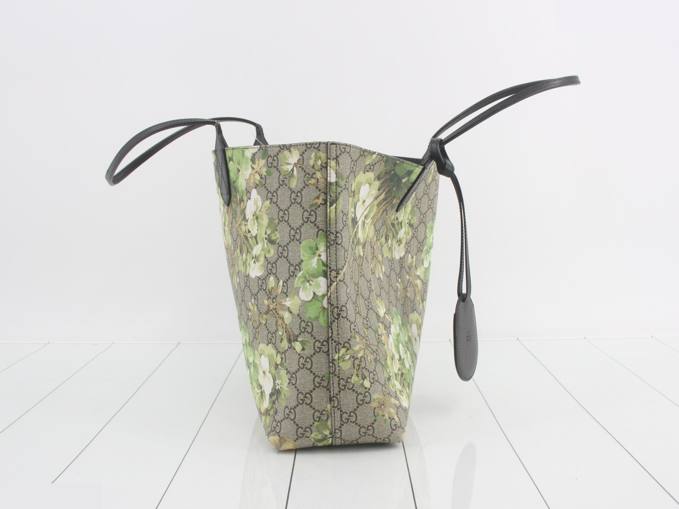 Tote bag — view 4