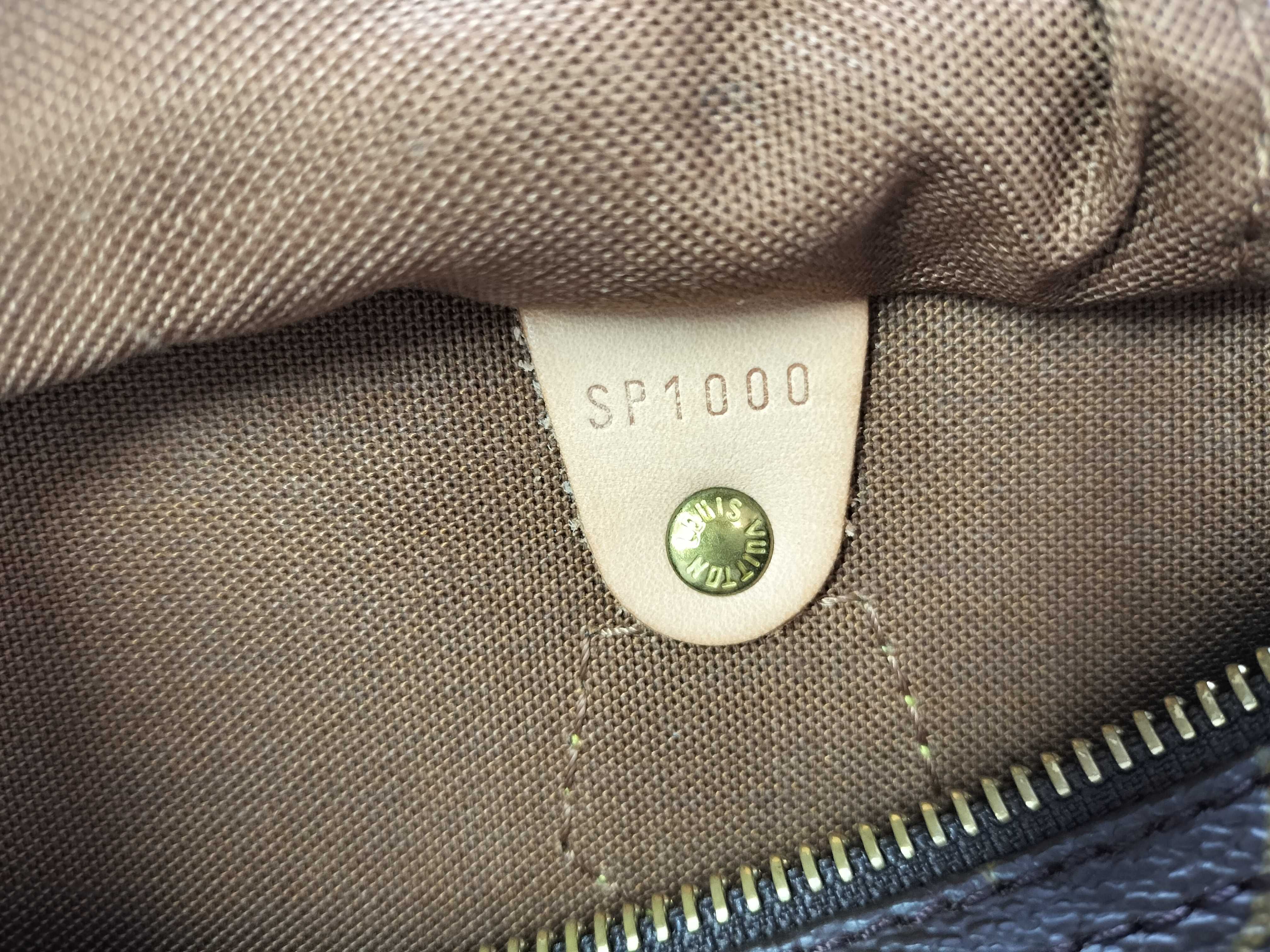 Monogram Speedy 25 Handbag with Key and Padlock — view 10