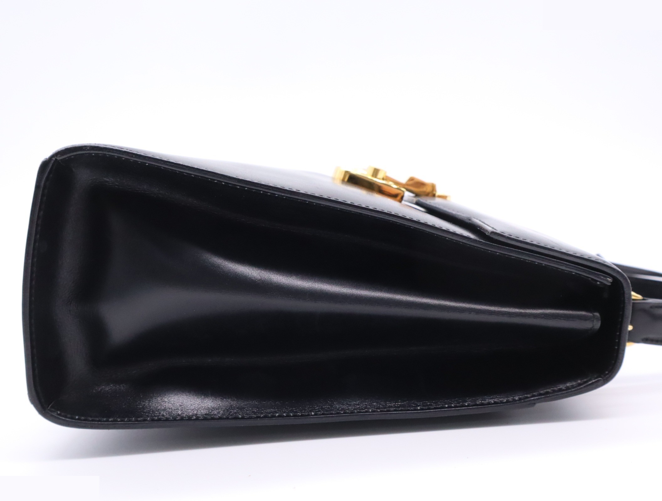 Leather Lady Lock handbag with clochette and 2 keys, black with gold hardware. — view 5