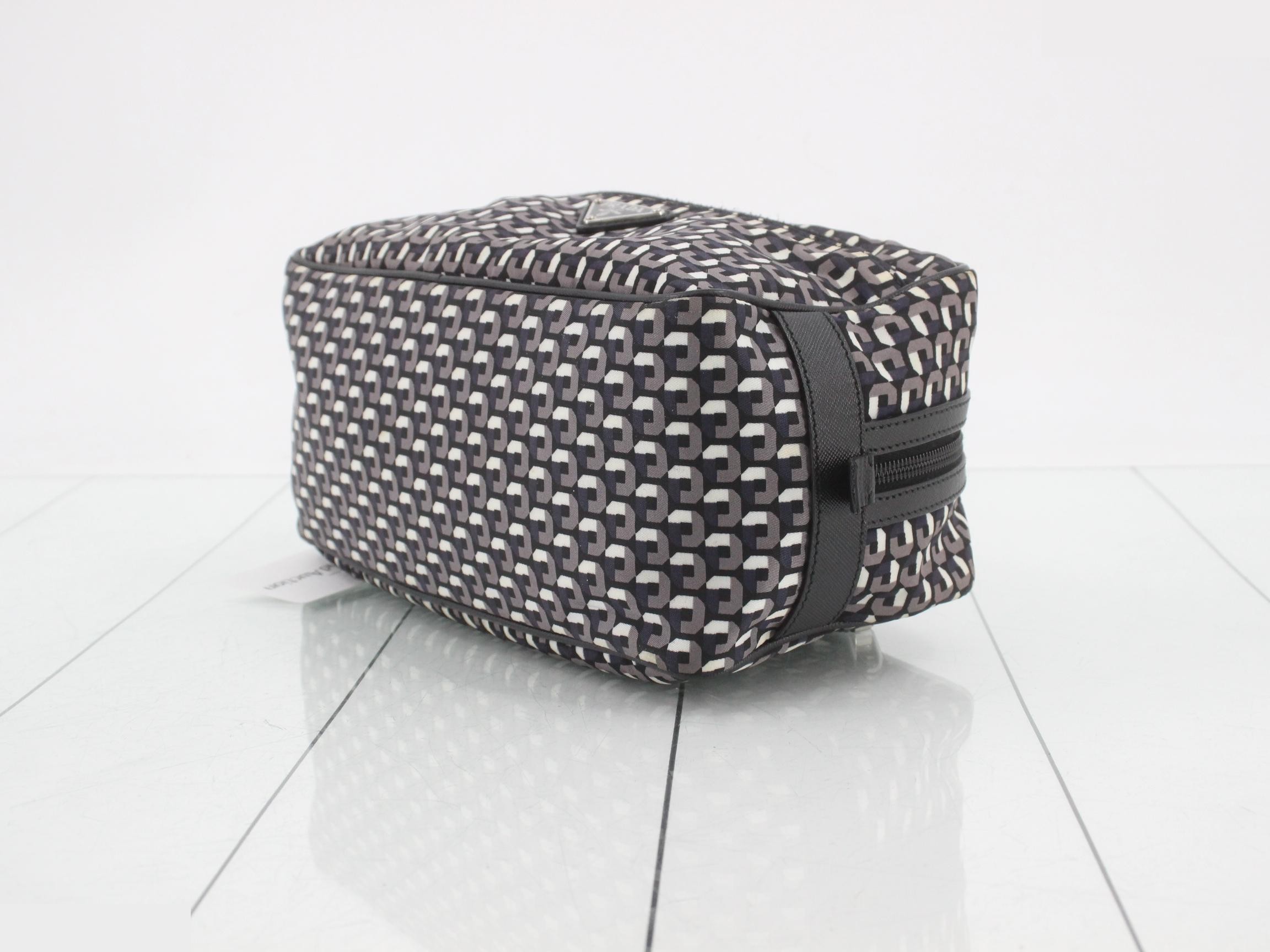 Logo clutch bag, Tessuto/Saffiano leather, black, 25 x 13 x 11 cm — view 6
