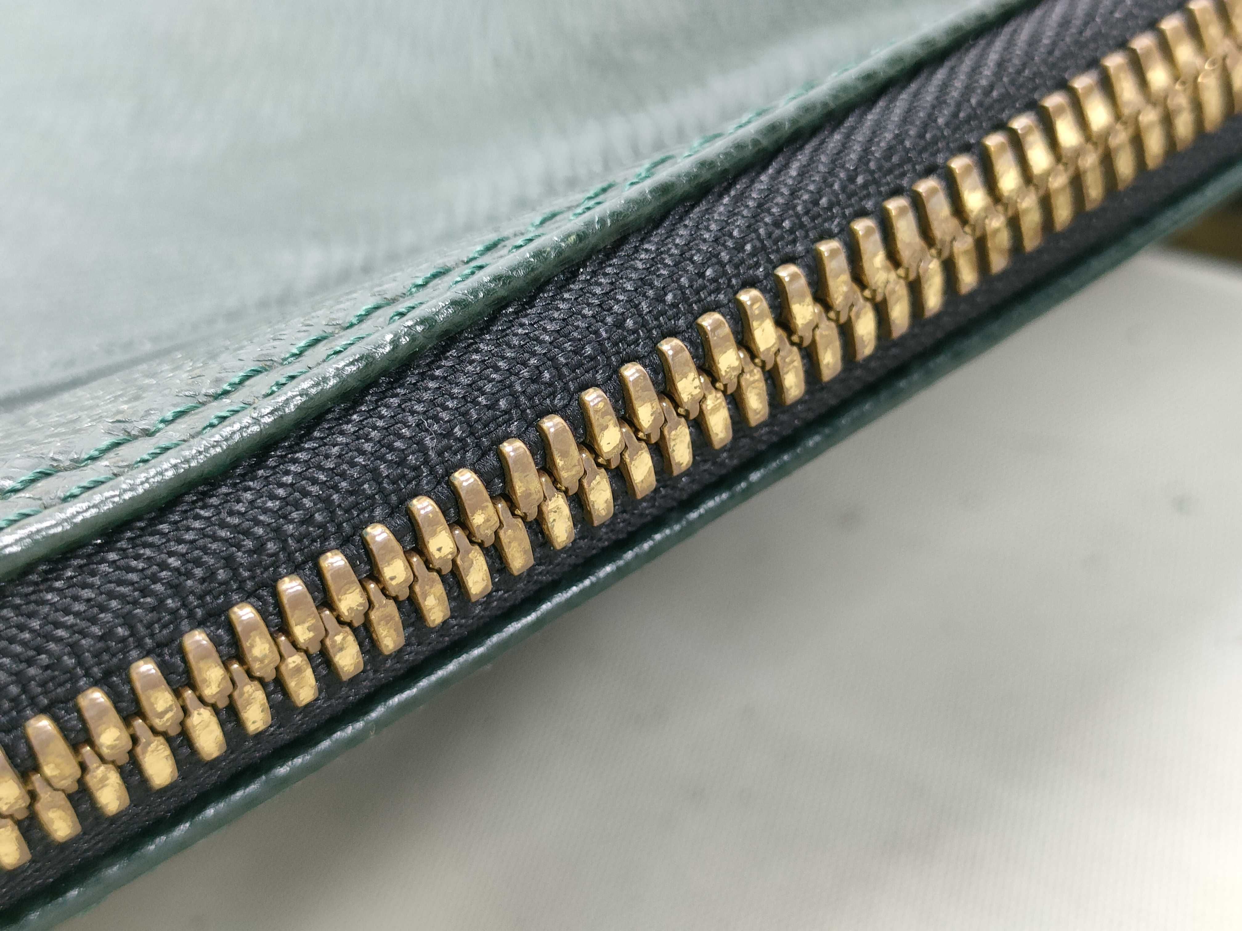 Taiga Elanga Ampoché M30104 VI1906 Garment Cover with Hanger Suitcase — view 8