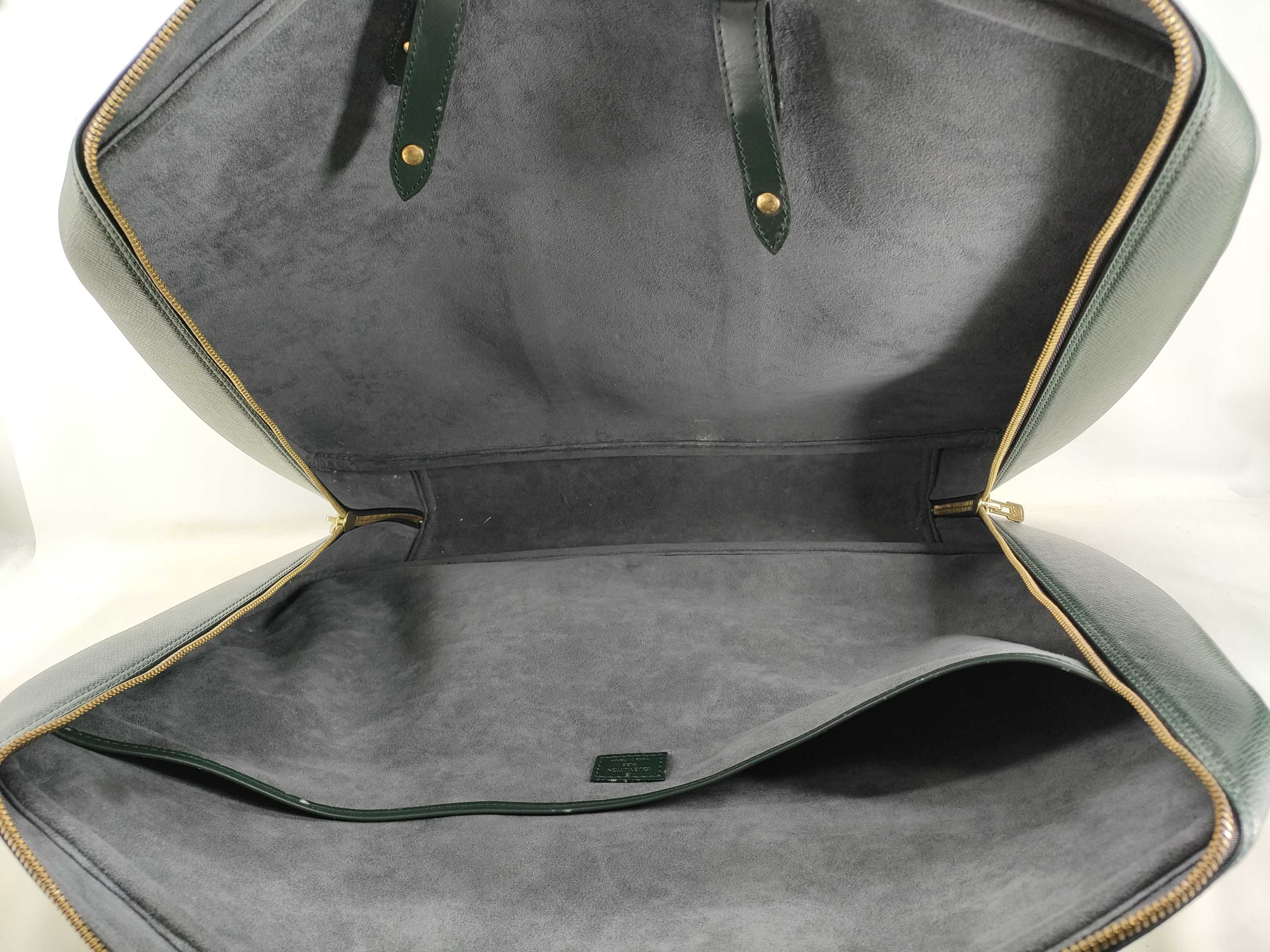 Taiga Elanga Ampoché M30104 VI1906 Garment Cover with Hanger Suitcase — view 9