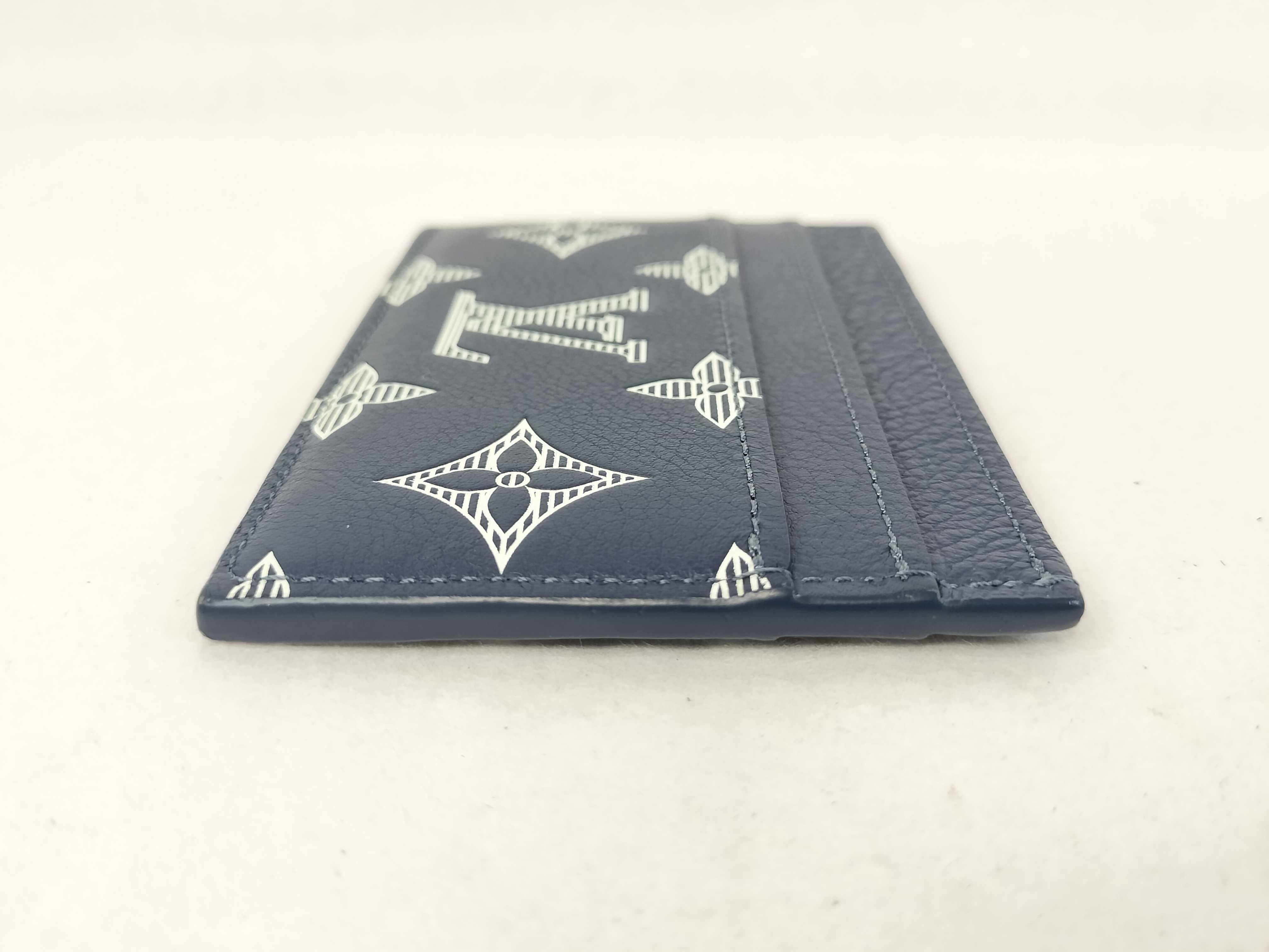 Monogram Portecartes Double M83700 Monogram Shadow Card Case — view 5