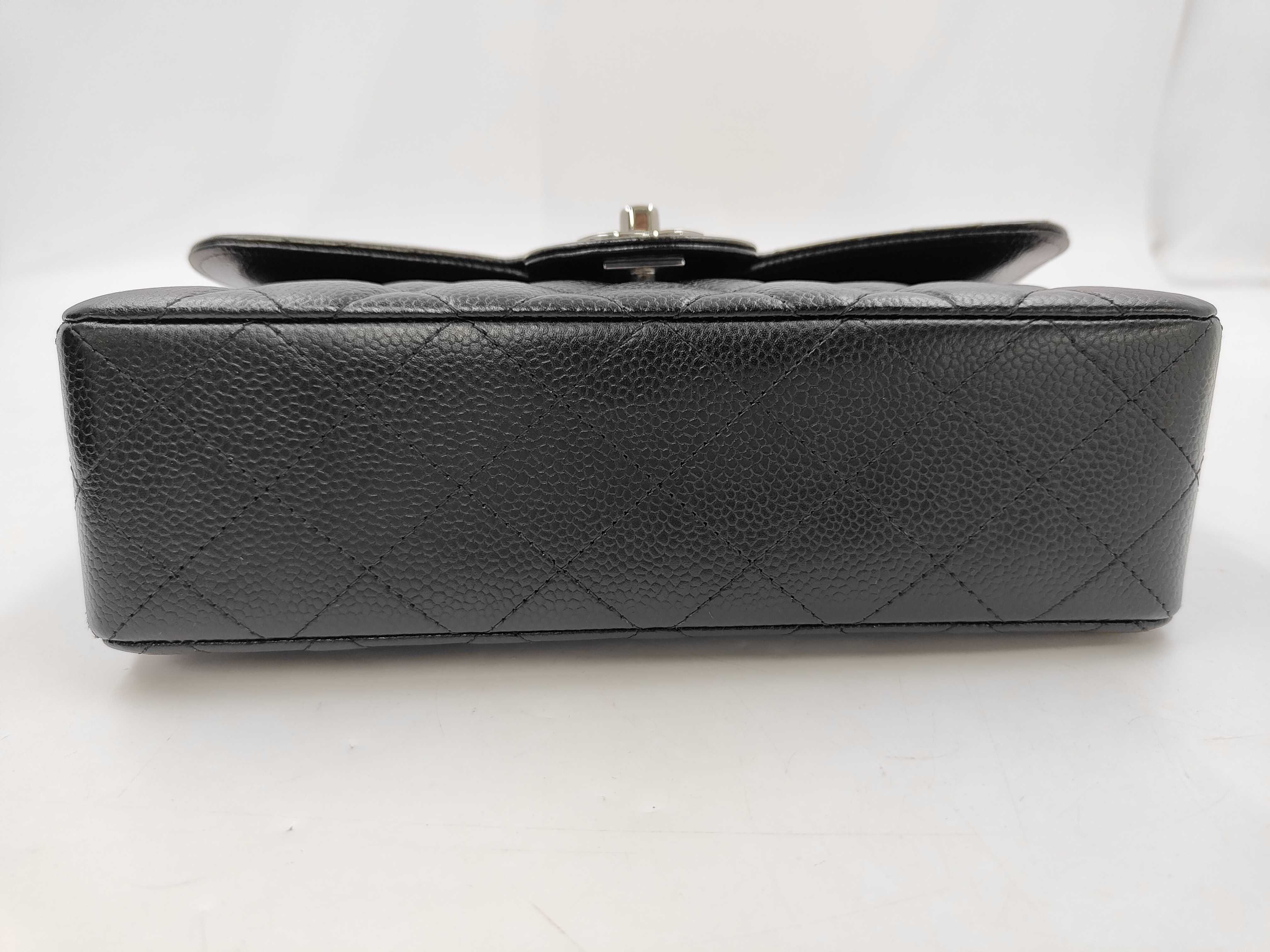 Matelassé Caviar Skin Double Flap Chain Shoulder Bag — view 6