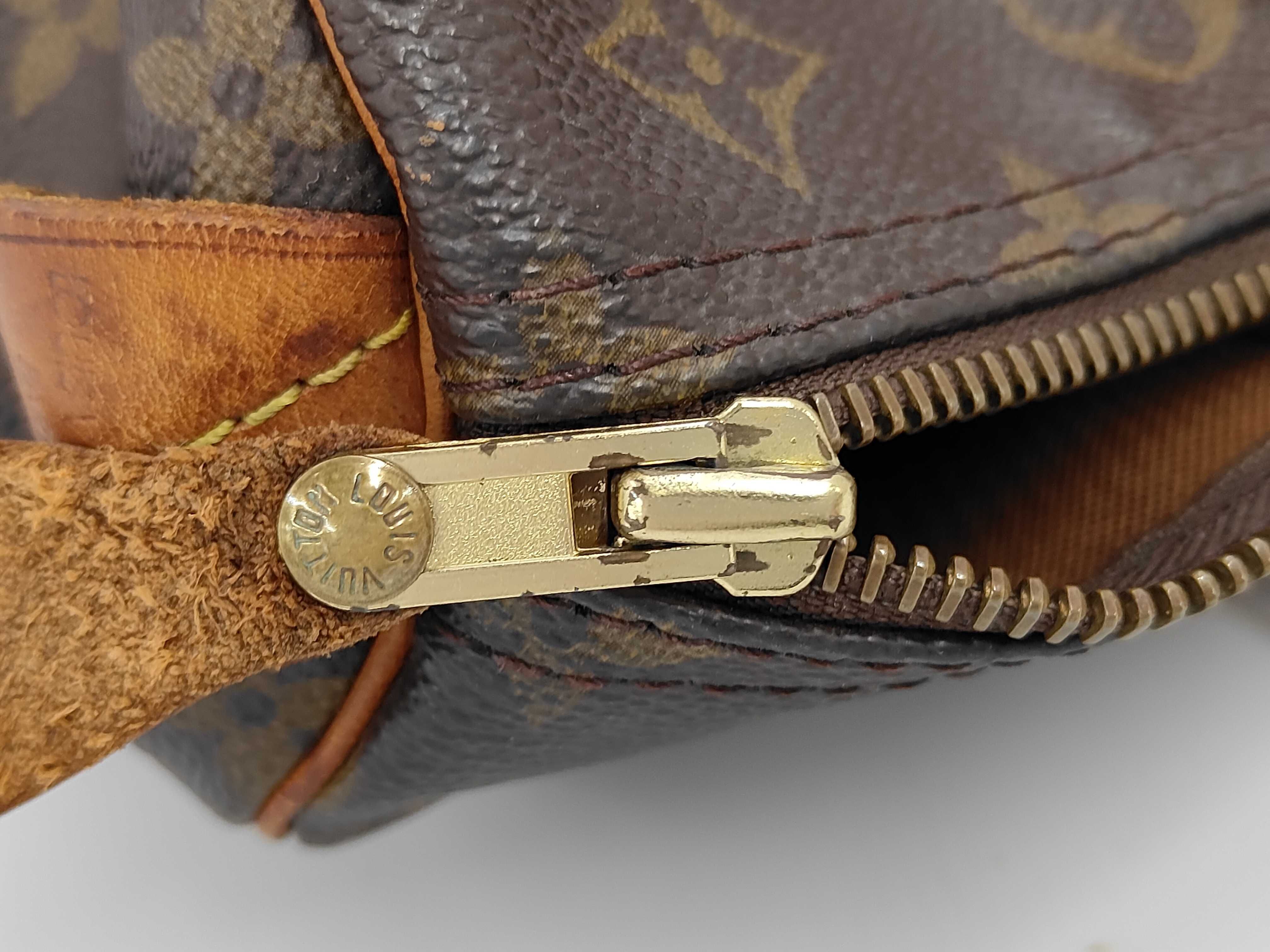 Monogram Louis Vuitton Speedy 30 Monogram Handbag — view 11