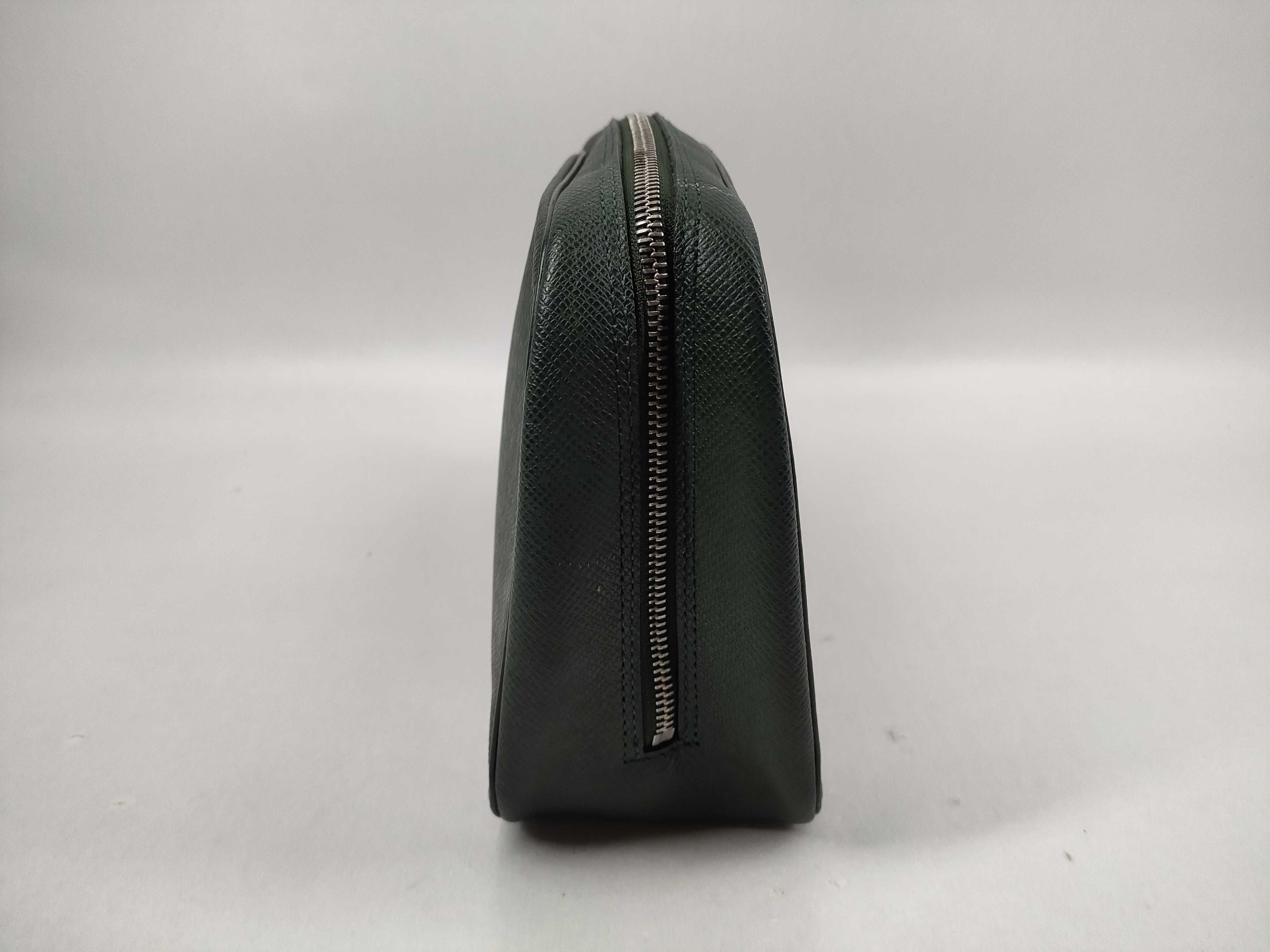 Taiga Victor second bag — view 3