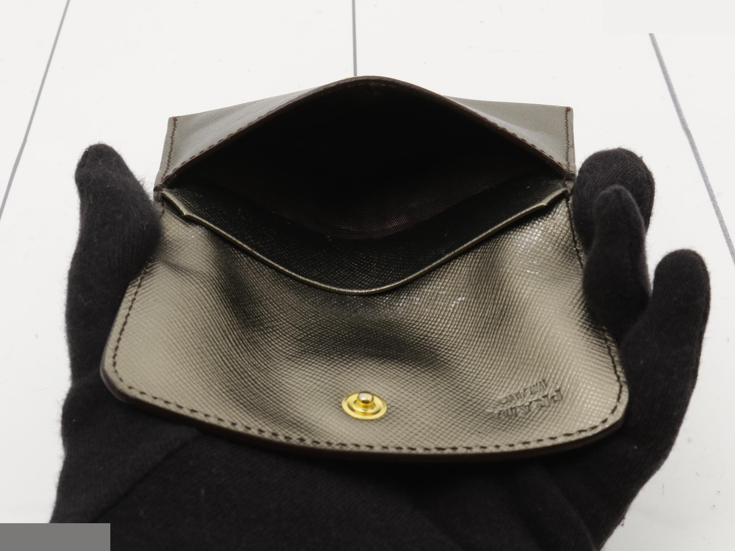 Card case — view 4