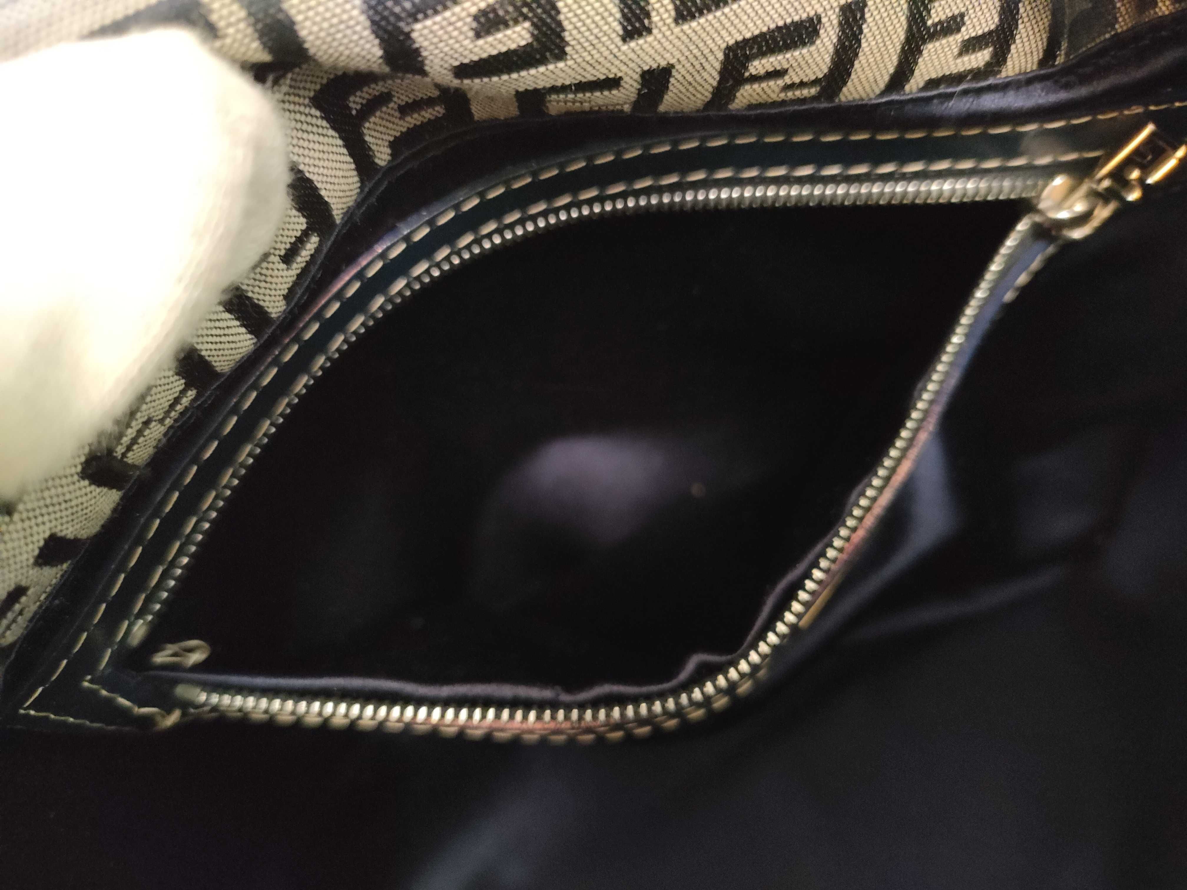 Zucca pattern Fendi Mamma Bucket Zucchino One Shoulder Bag — view 15