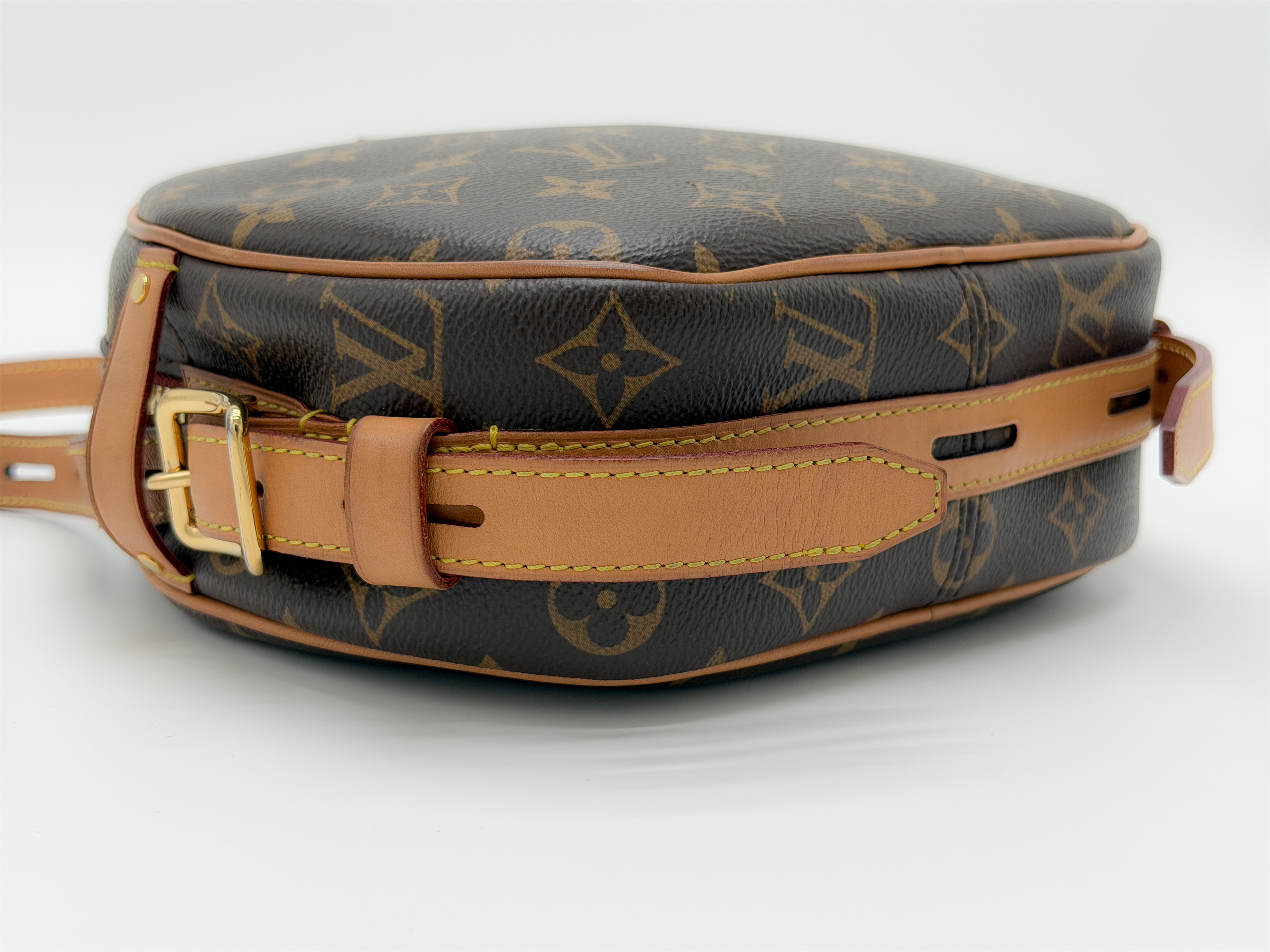 Monogram M45647 Boite Chapeau Spool MM PL3199 Shoulder Bag — view 6