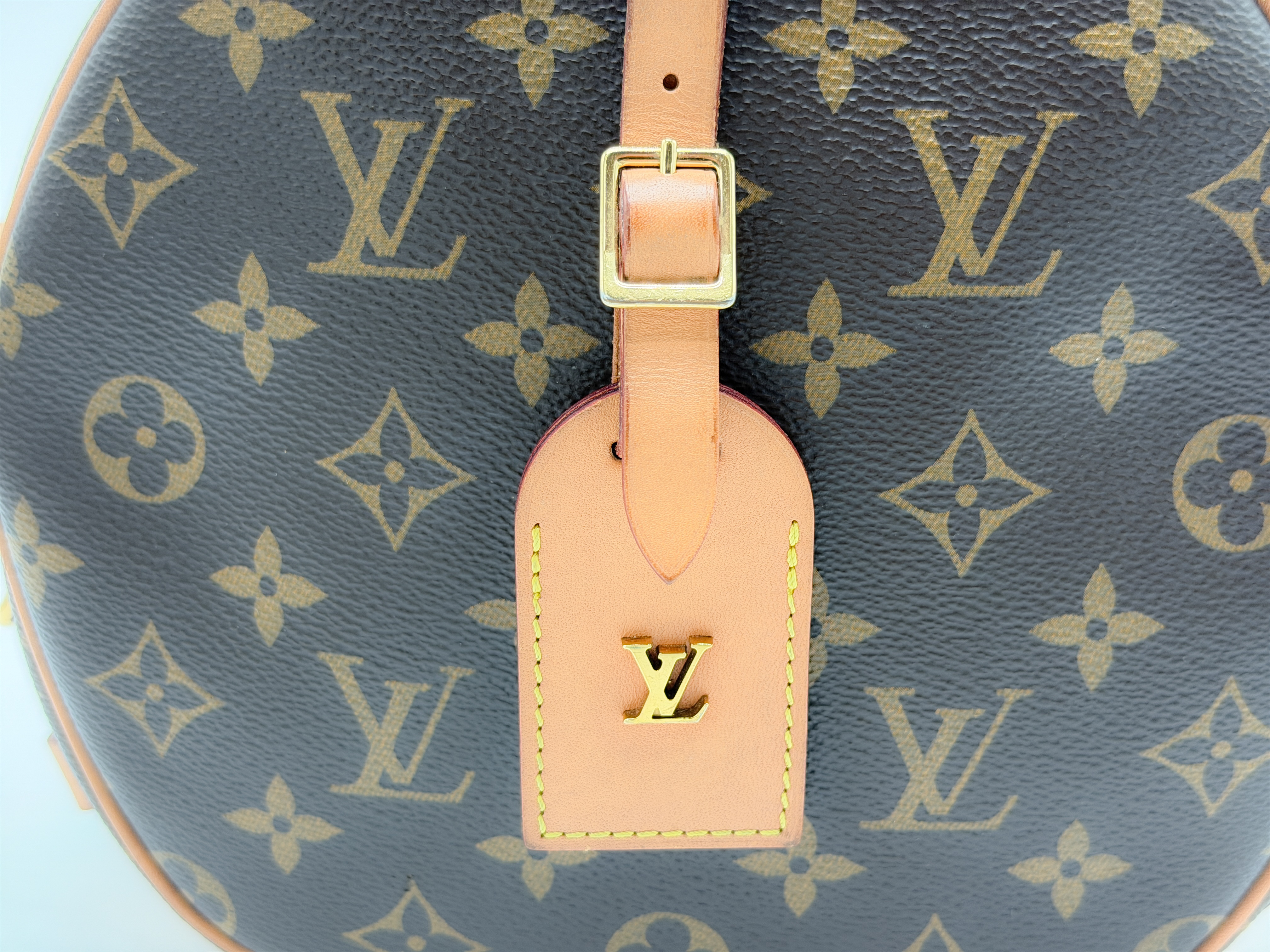 Monogram M45647 Boite Chapeau Spool MM PL3199 Shoulder Bag — view 9