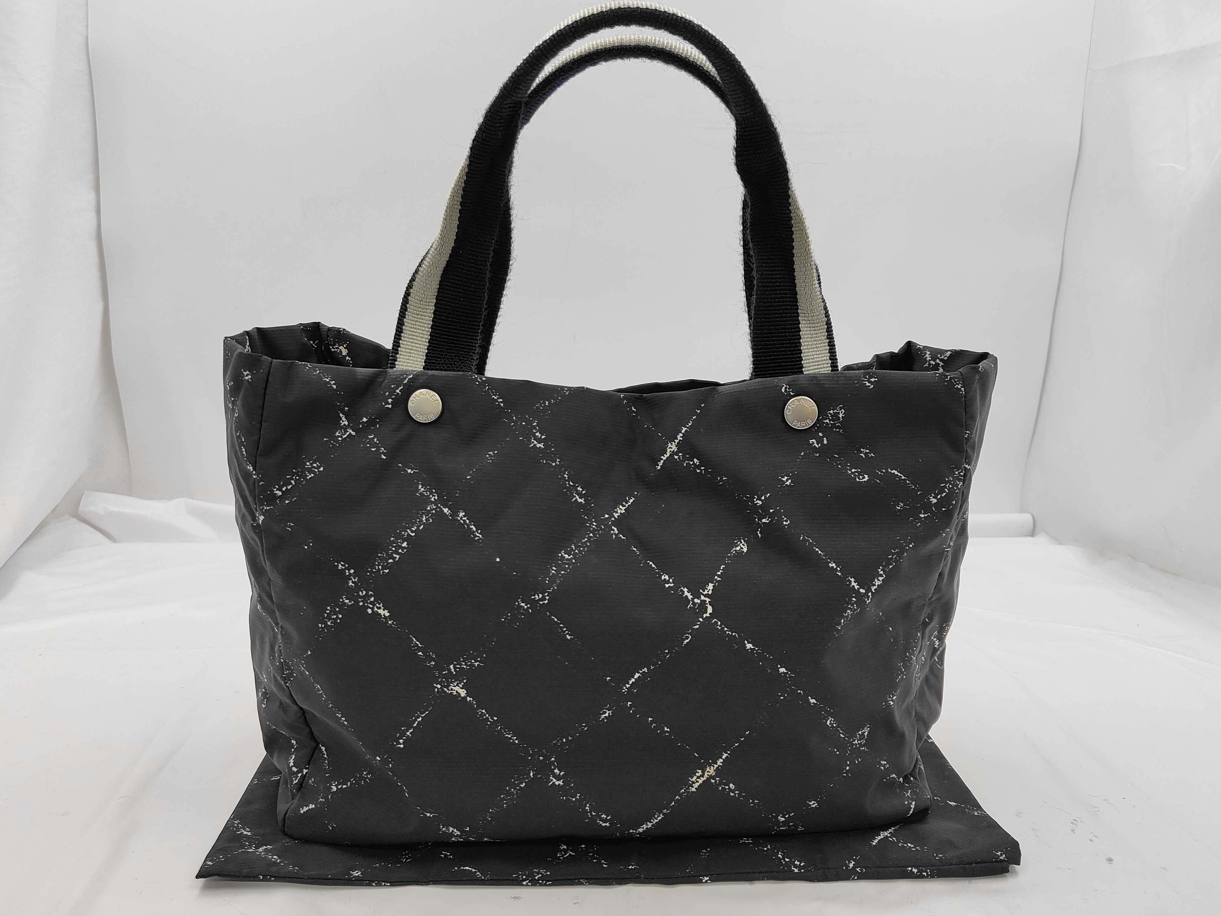 Travel Line Nylon Tote Bag