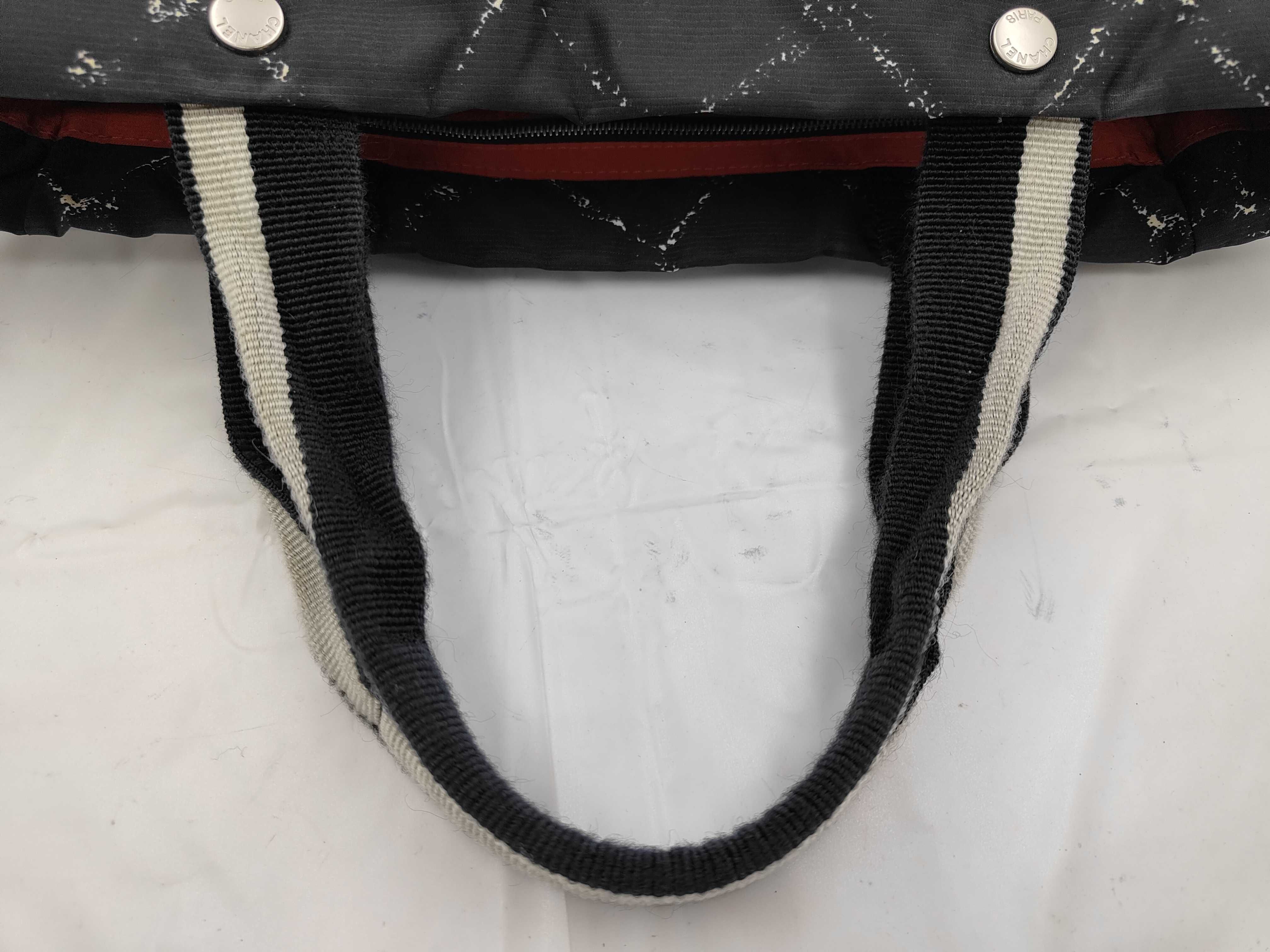 Travel Line Nylon Tote Bag — view 3