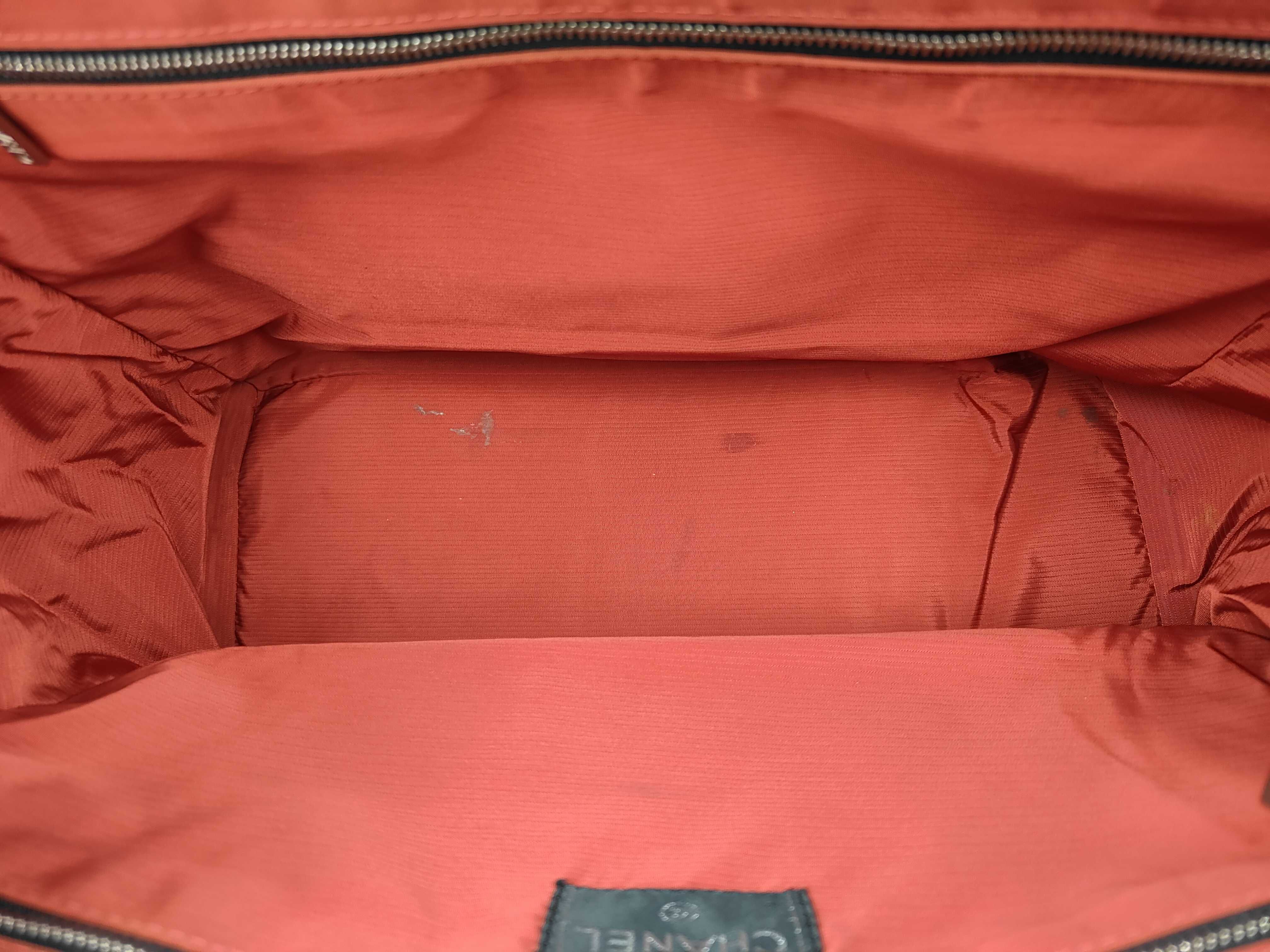 Travel Line Nylon Tote Bag — view 9