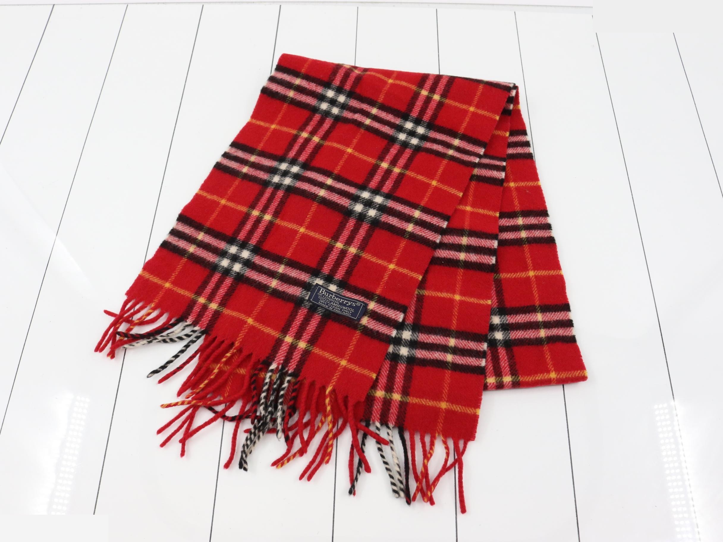 Other lines: Small items, accessories, and scarves — view 2