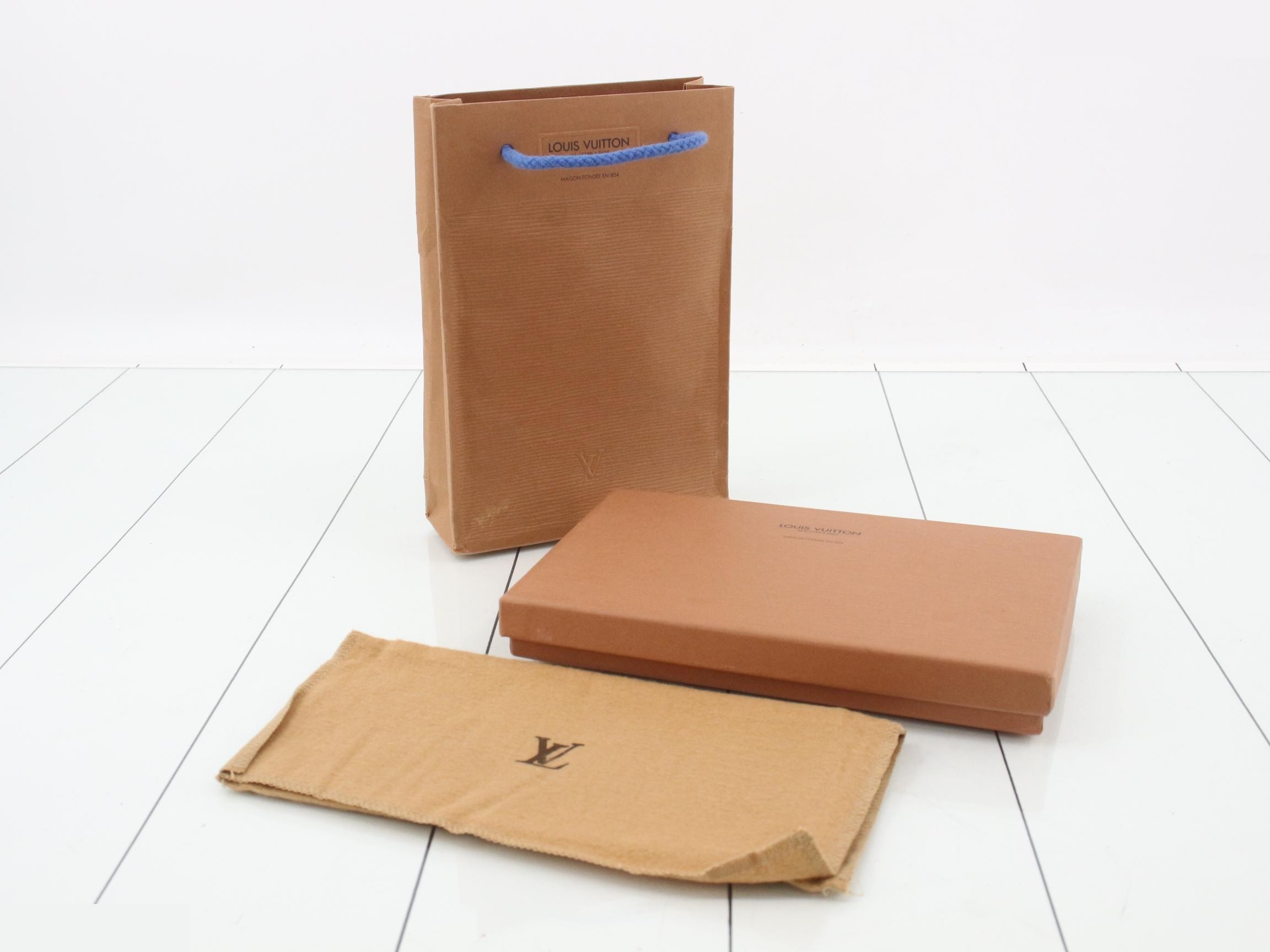 M93530 Portefeuille Sarah Pomme d'Amour Long Wallet — view 5