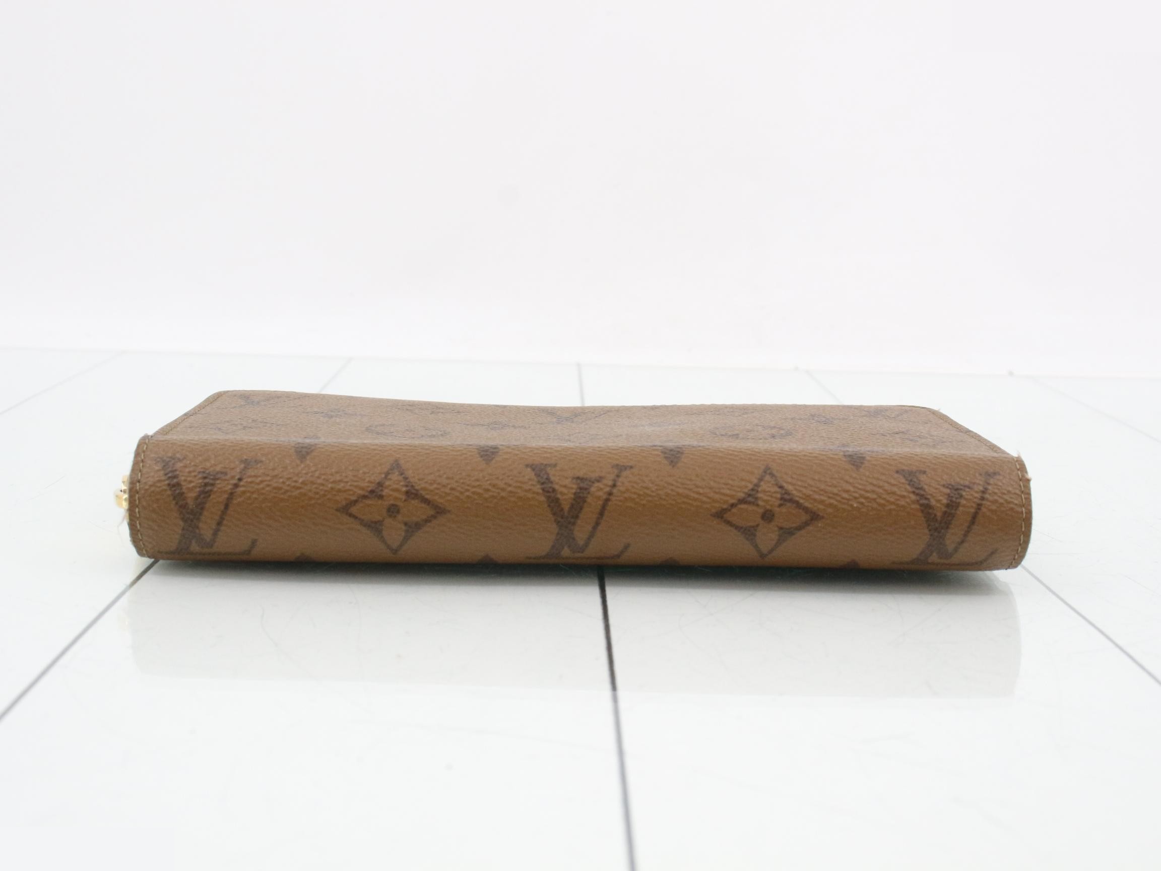Zippy Wallet — view 3